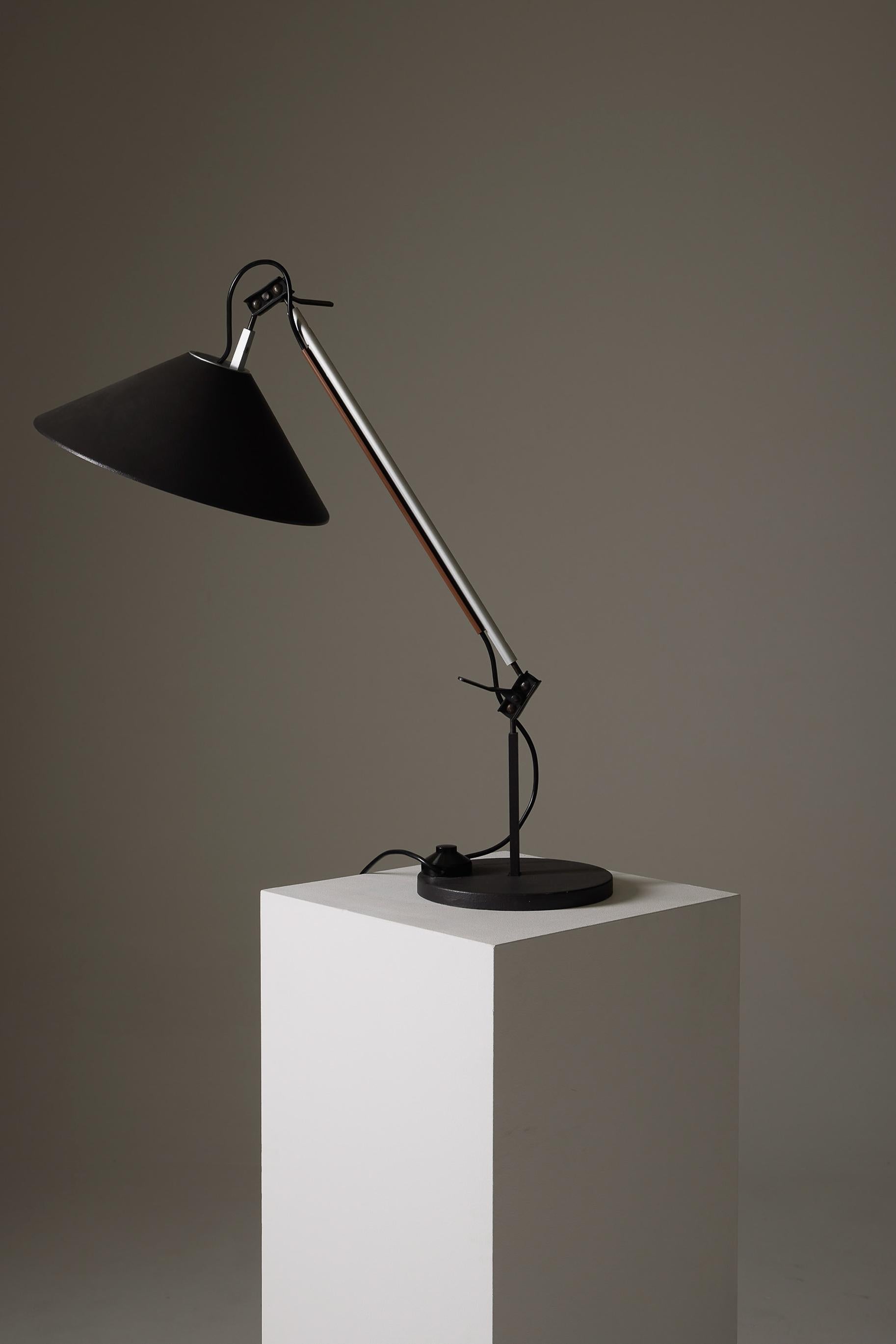  Enzo Mari and Giancarlo Fassina lamp For Sale 5