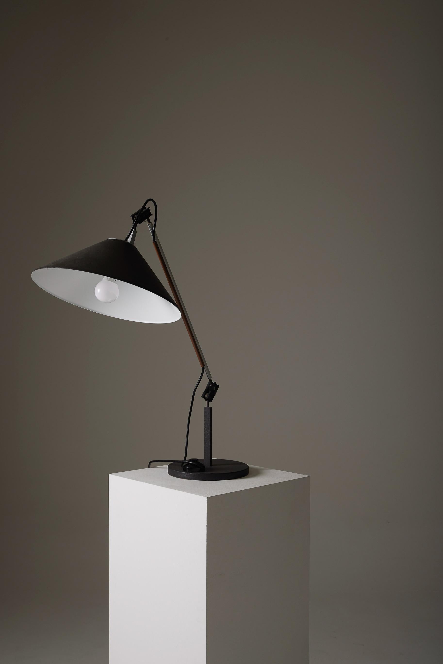  Enzo Mari and Giancarlo Fassina lamp For Sale 6