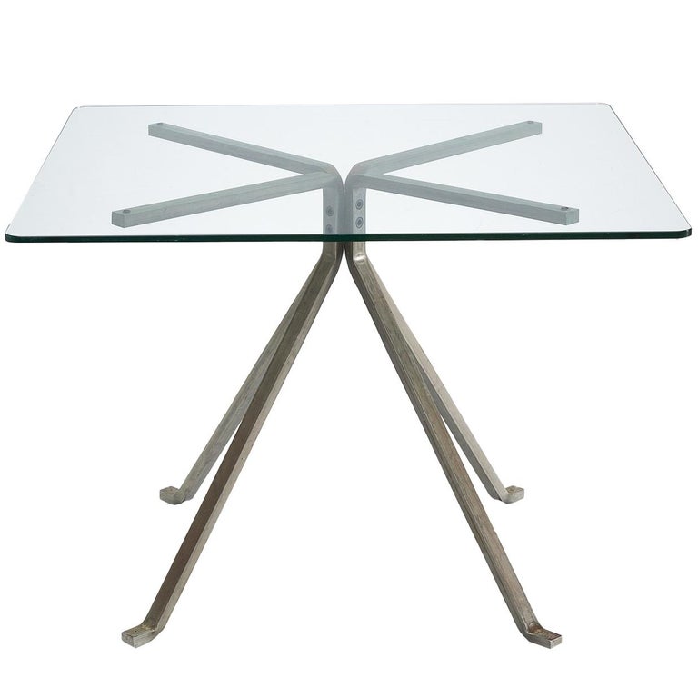 ガラステーブル 「CUGINO」 design by Enzo Mari Round Table CUGINO by Enzo Mari for Driade. Shop on Design Italy