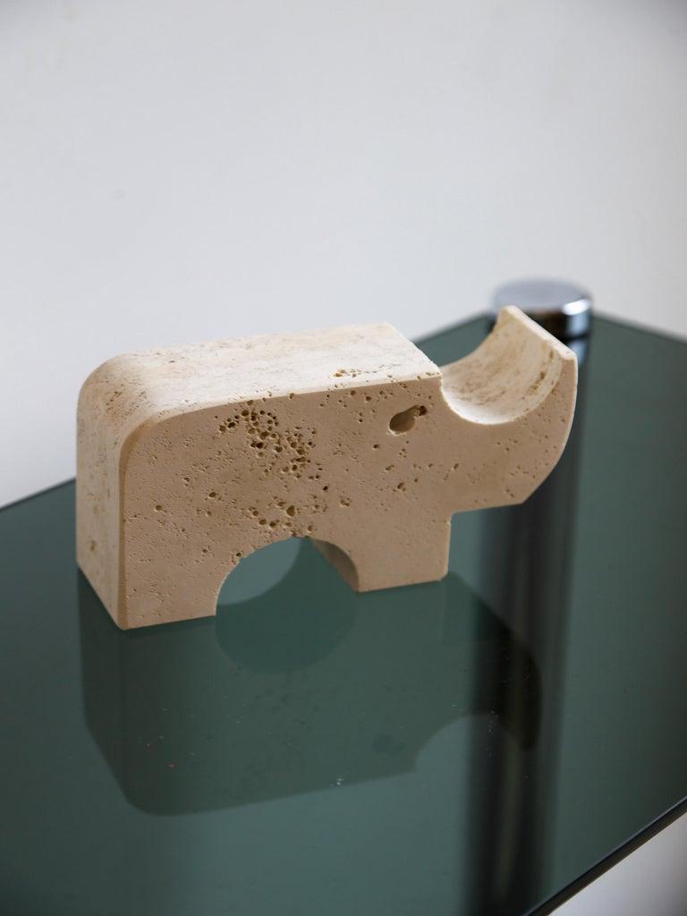 Enzo Mari für Fratelli Mannelli Travertin Rhino-Skulptur aus Travertin (Italienisch) im Angebot