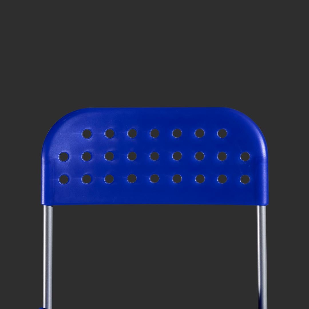 Enzo Mari NOS The Box-Stuhl in Blau für Aleph Atlantide Driade, 1995 (Italienisch) im Angebot