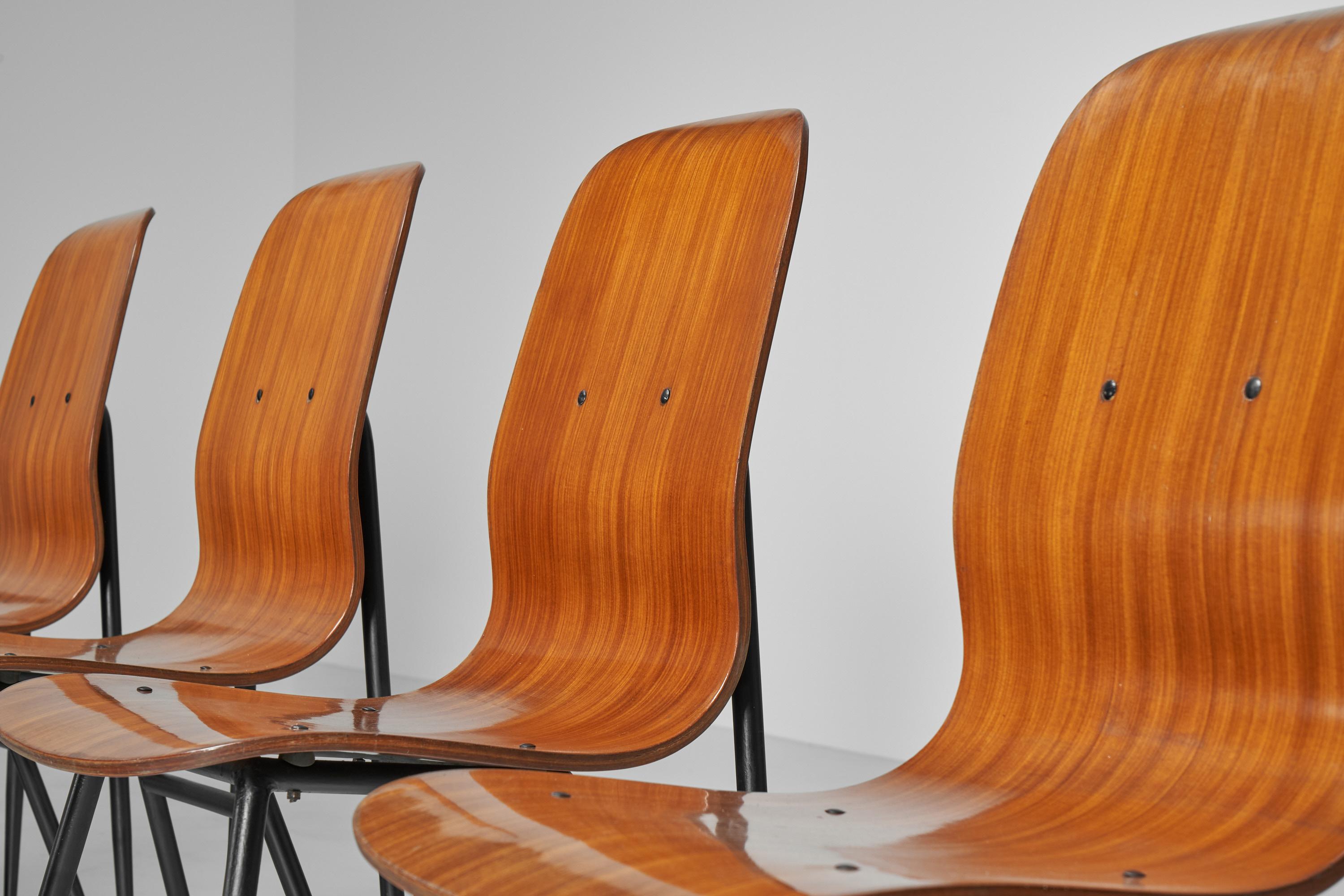 Mid-Century Modern Enzo strada dining chairs Mobili Barovero Italy 1950 For Sale