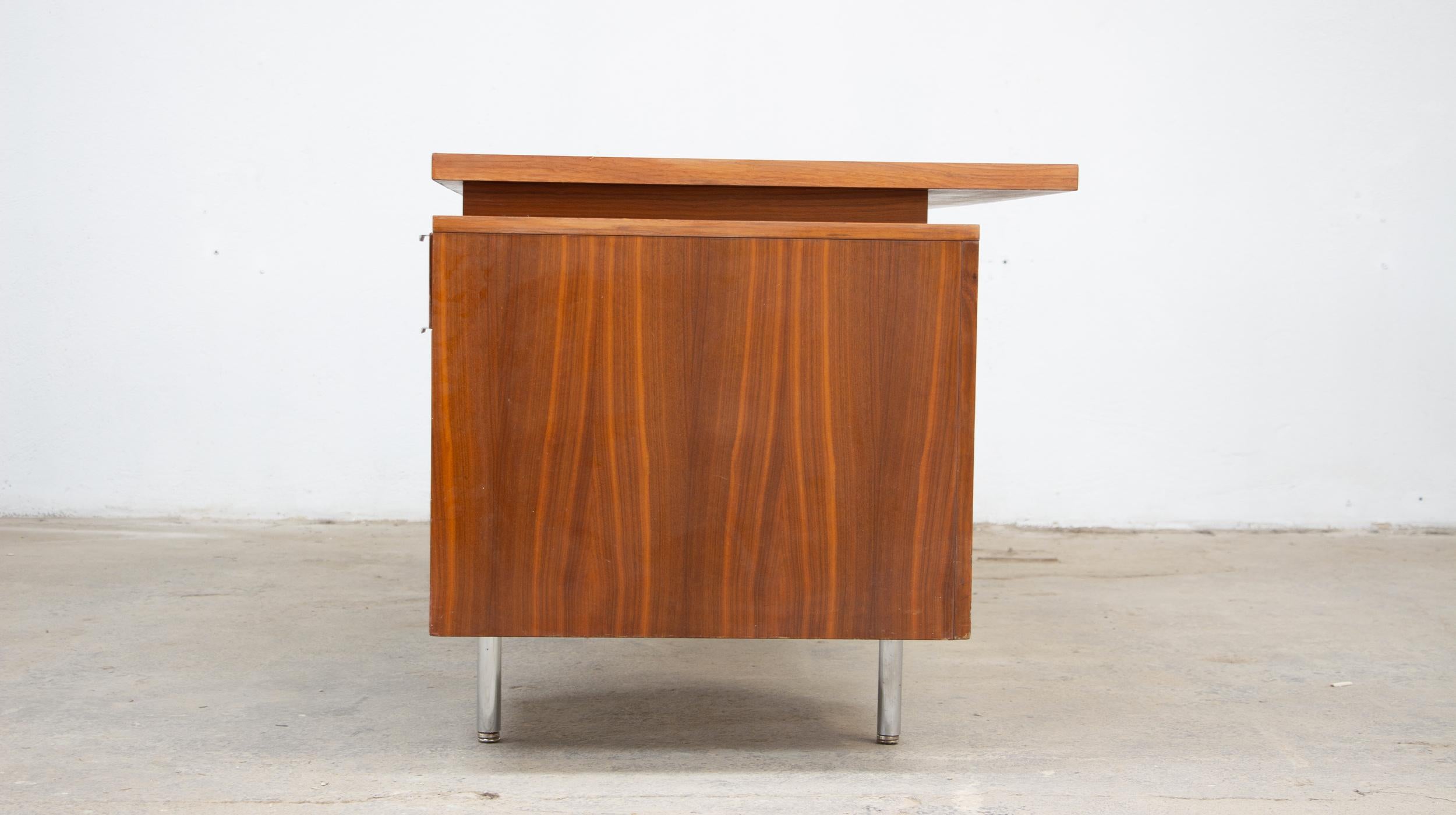 EOG George Nelson desk for Herman Miller 1