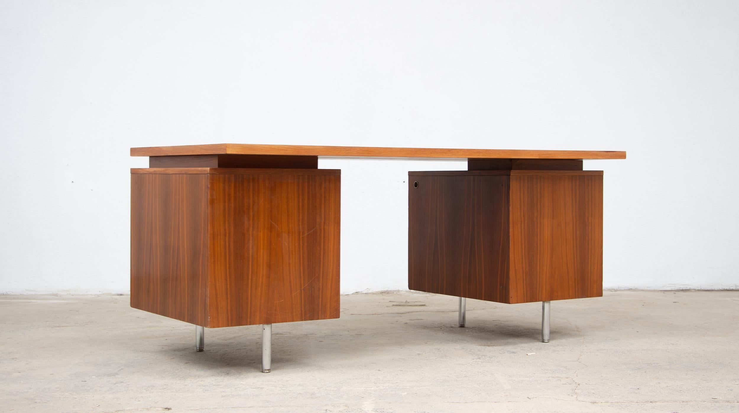 EOG George Nelson desk for Herman Miller 2