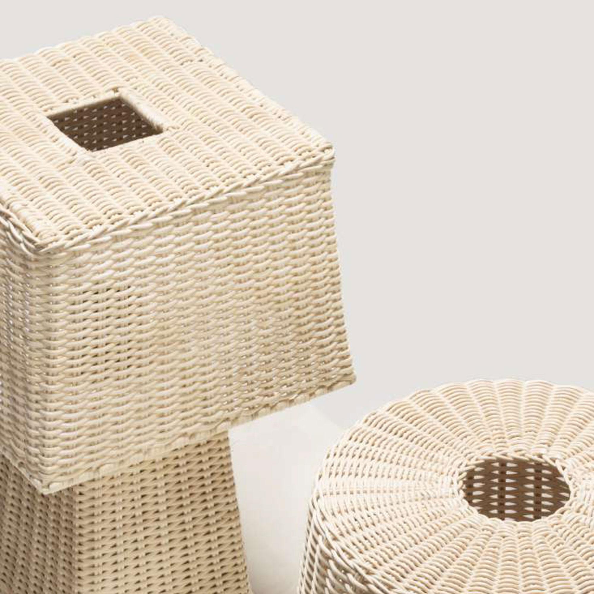 Modern Eolie Round Table Lamp by Stephane Parmentier x Giobagnara For Sale