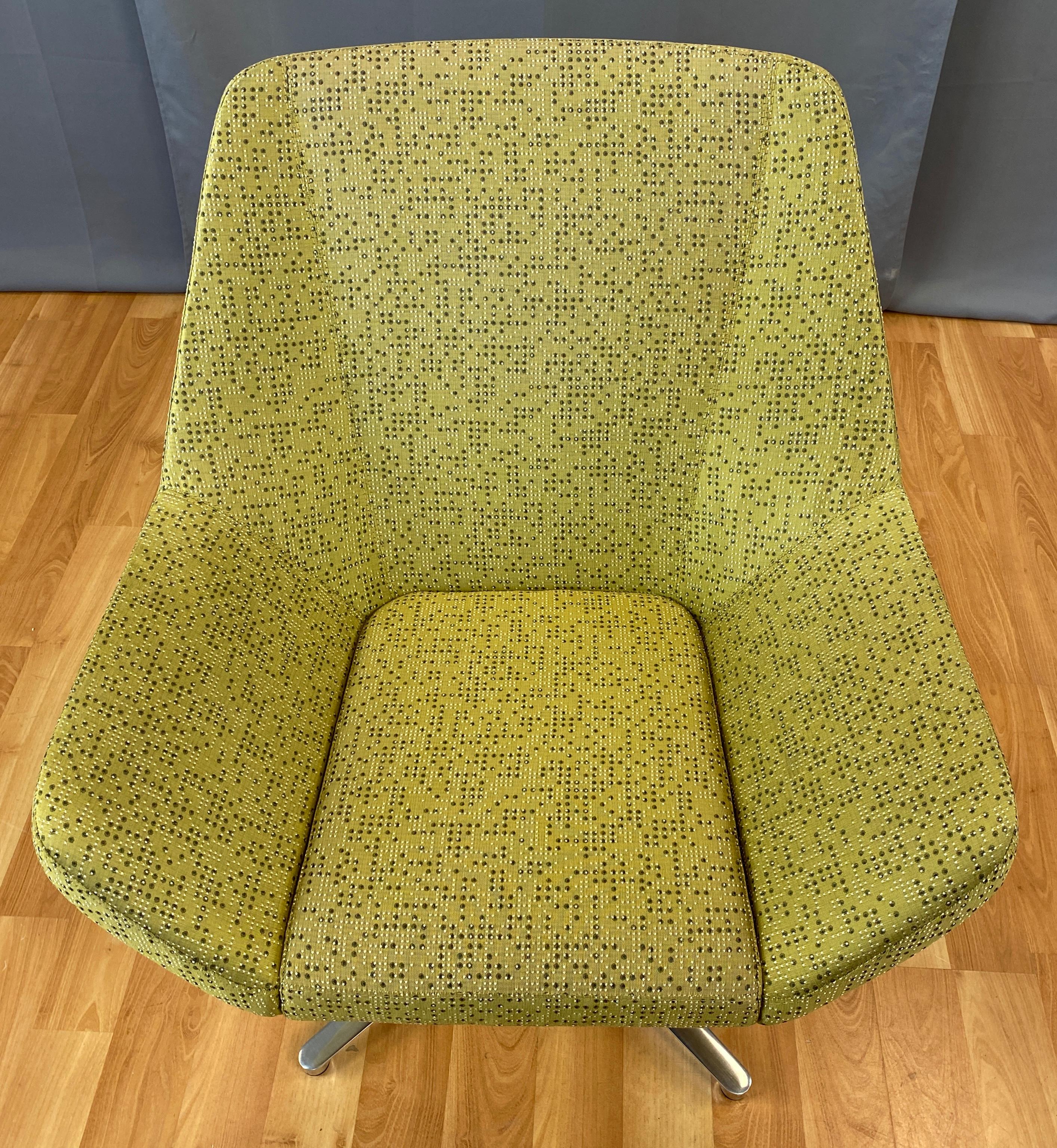 EOOS Designed Cahoots Relax Chair for Keilhauer in Chartreuse D In Good Condition In San Francisco, CA