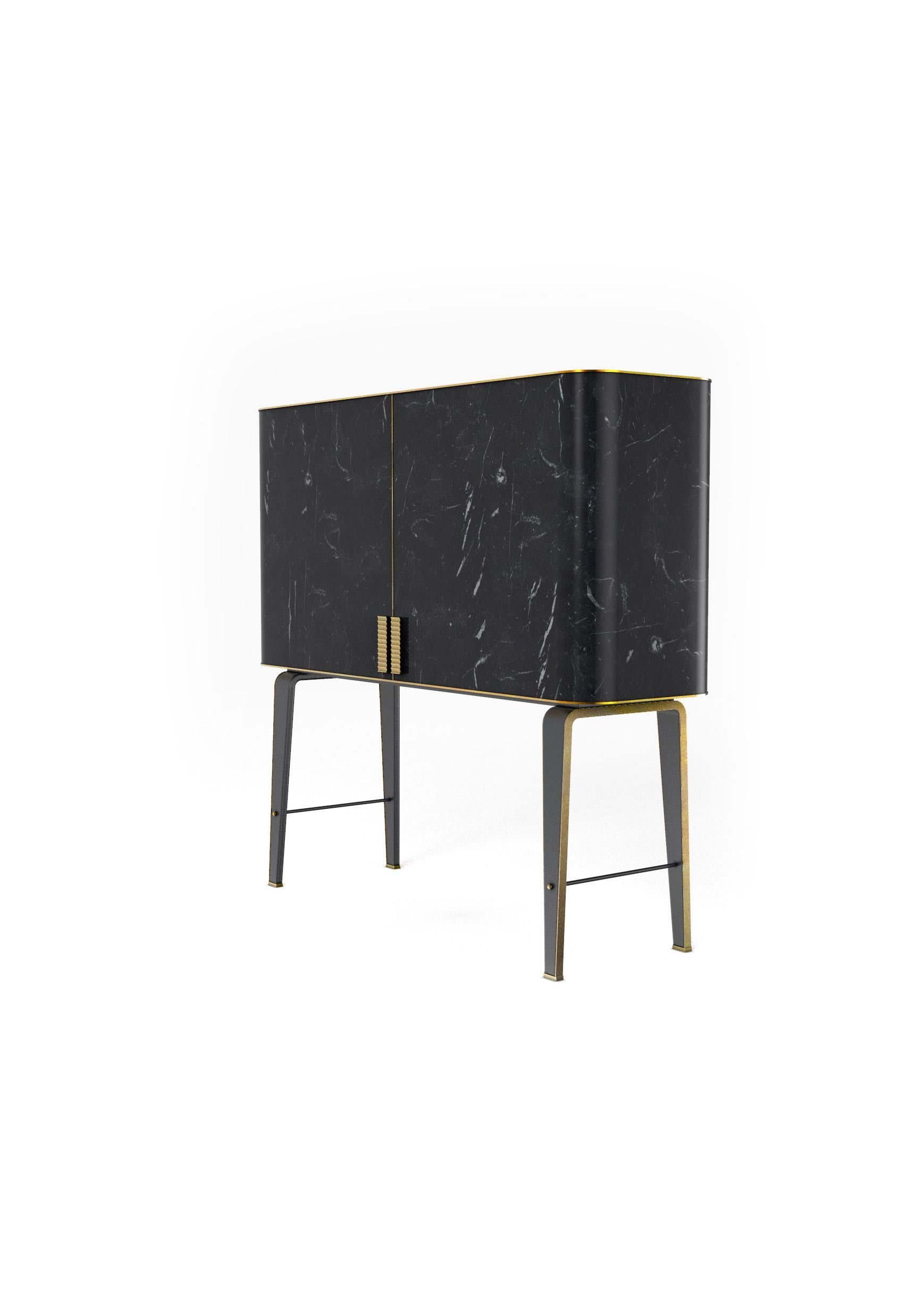EOS cabinet by Marmi Serafini
Materials: Marble and brass
Dimensions: D 45 x W 150 x H 140 cm.

Refined and elegant console characterized by curved marble shape and metal elements featuring the best of its original lines.

Other marbles
