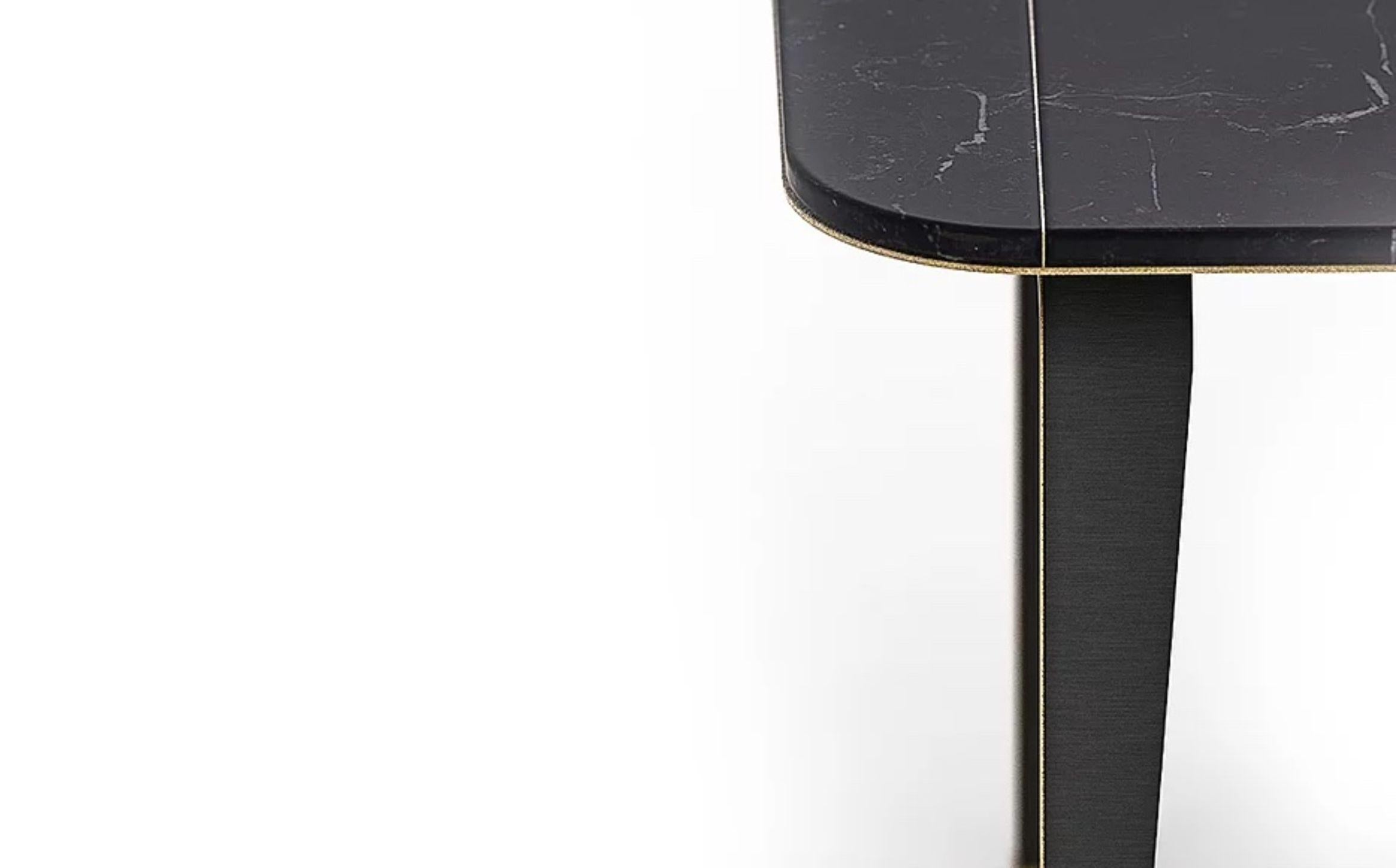 Moderne Table en marbre Eos de Marmi Serafini en vente