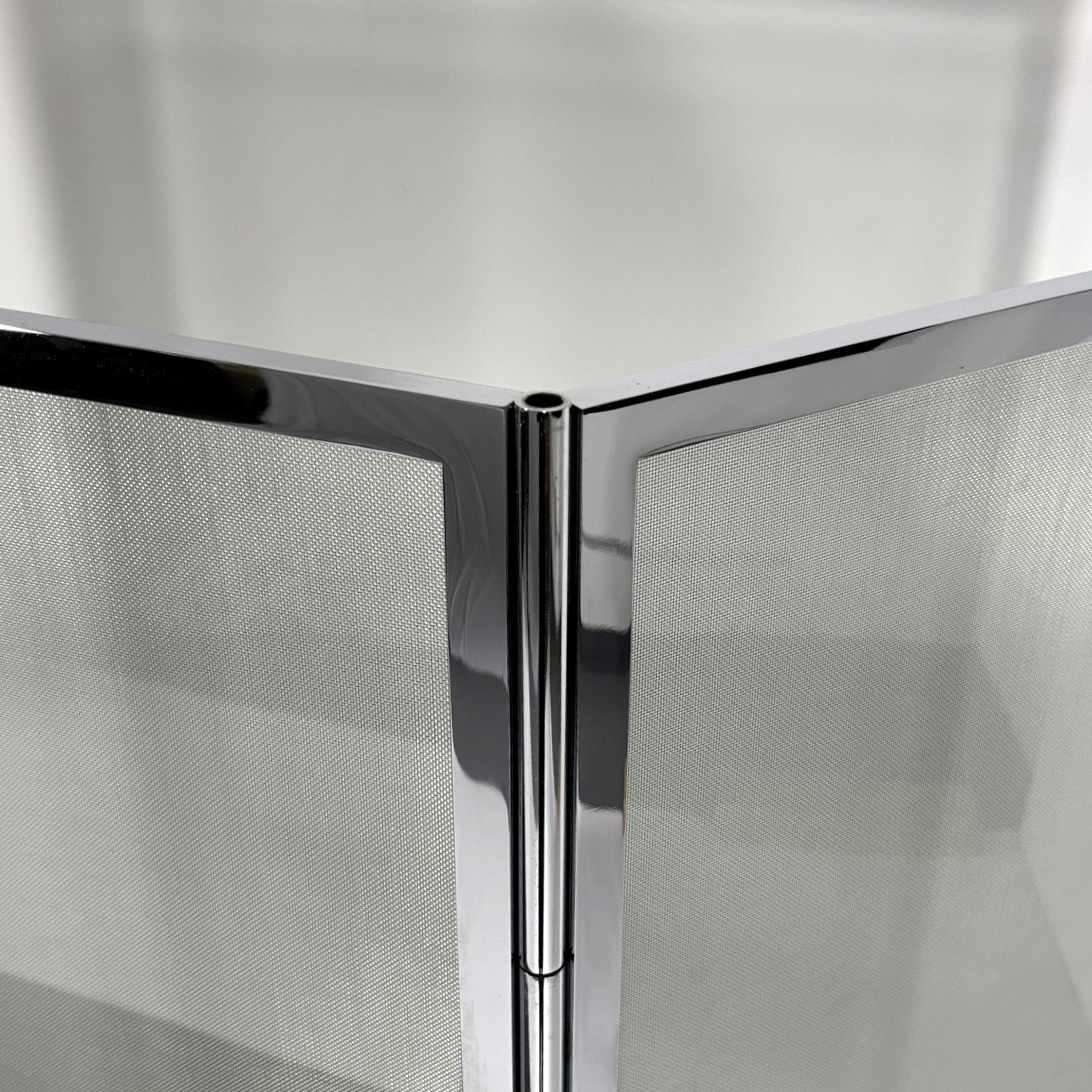 Eos Wind Screen Console by Antonio Citterio en vente 1