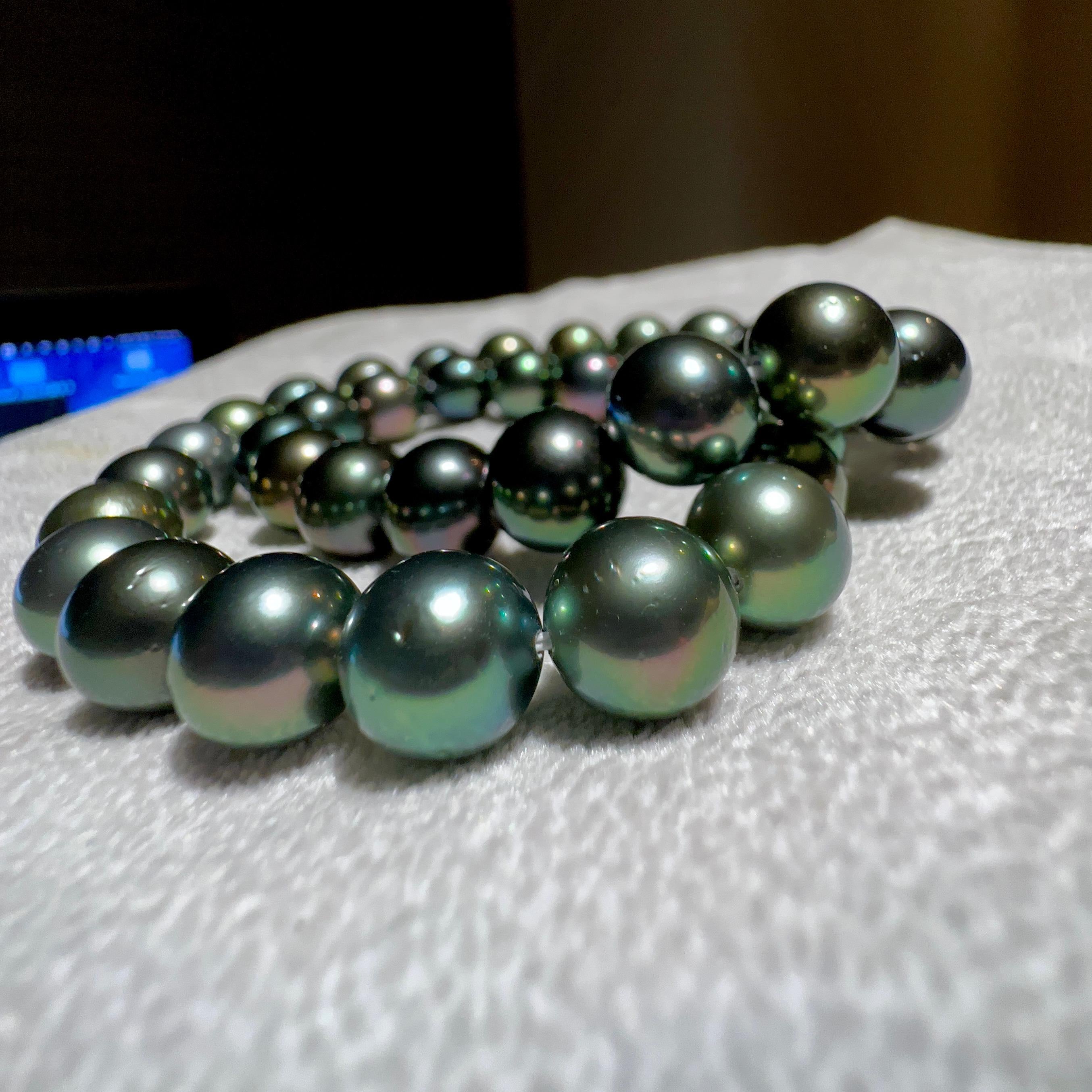 Contemporary Eostre Black Tahitian Pearl Strand Necklace with 18K Clasp For Sale