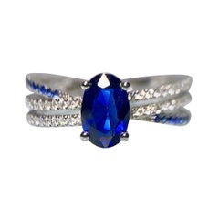 Anillo de Zafiro Azul y Diamantes Eostre en Oro Blanco de 18k