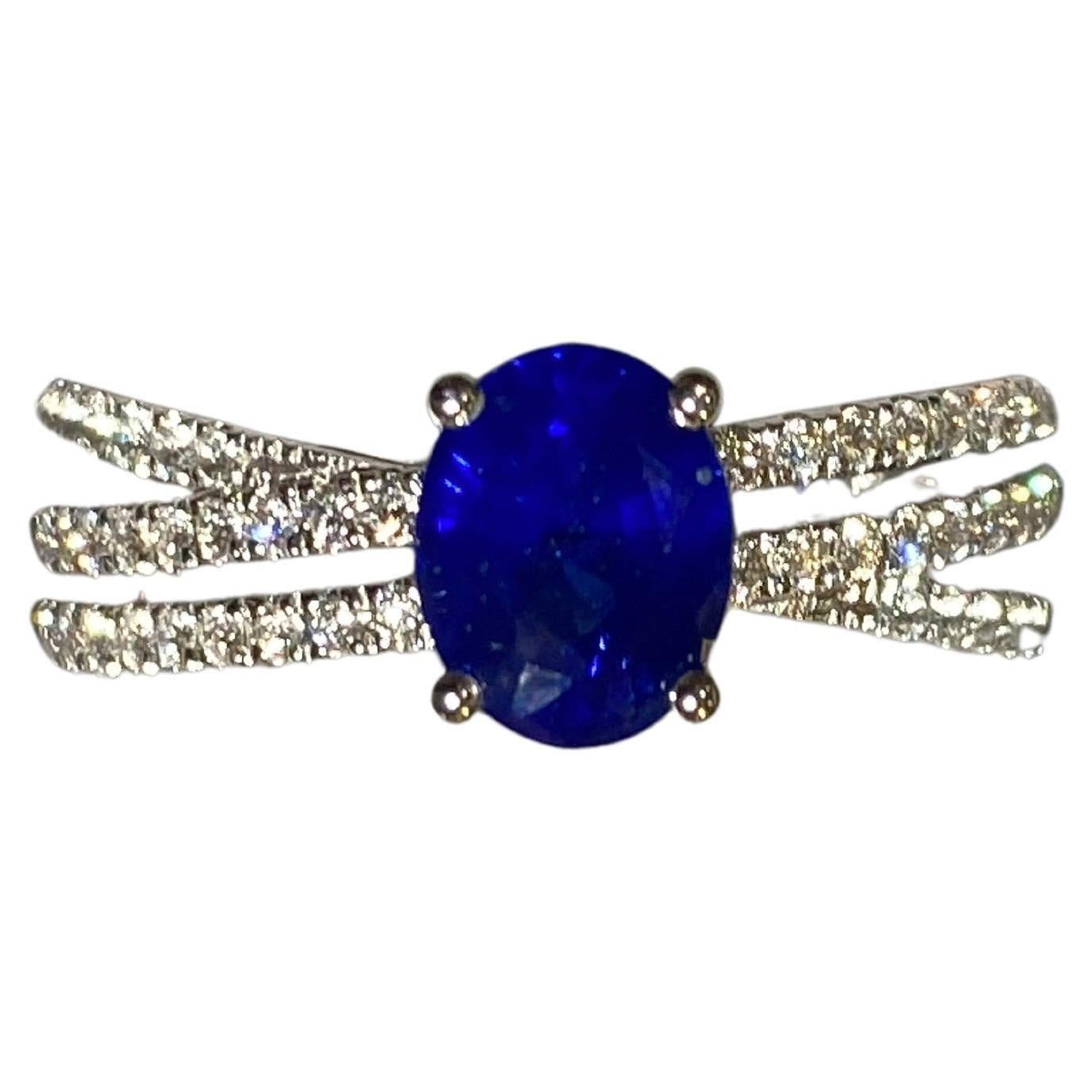 Eostre Blue Sapphire and Diamond Ring in 18k white Gold For Sale