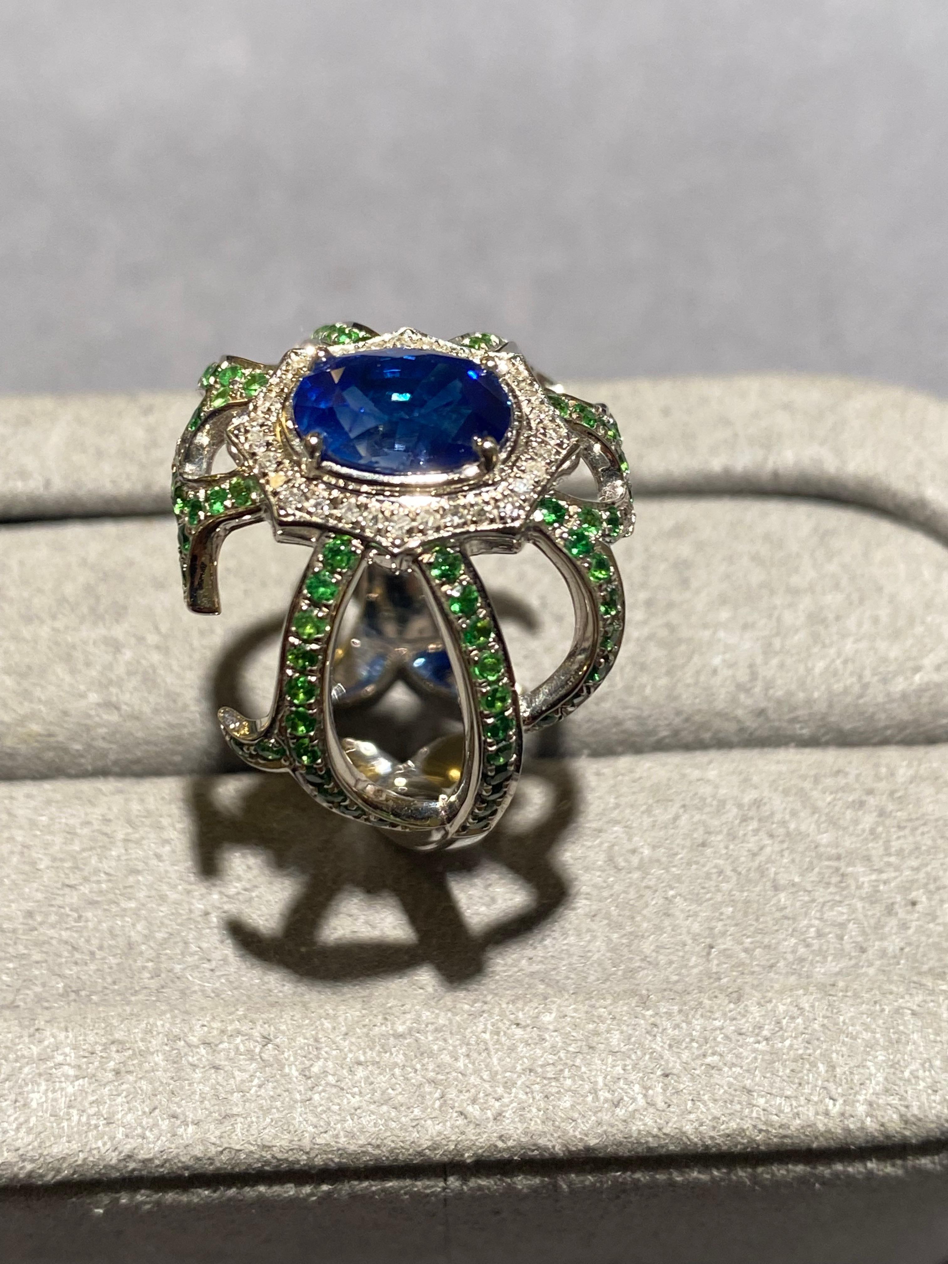 Eostre Blue Sapphire, Tsavorite and Diamond Ring in 18k White Gold In New Condition For Sale In Melbourne, AU