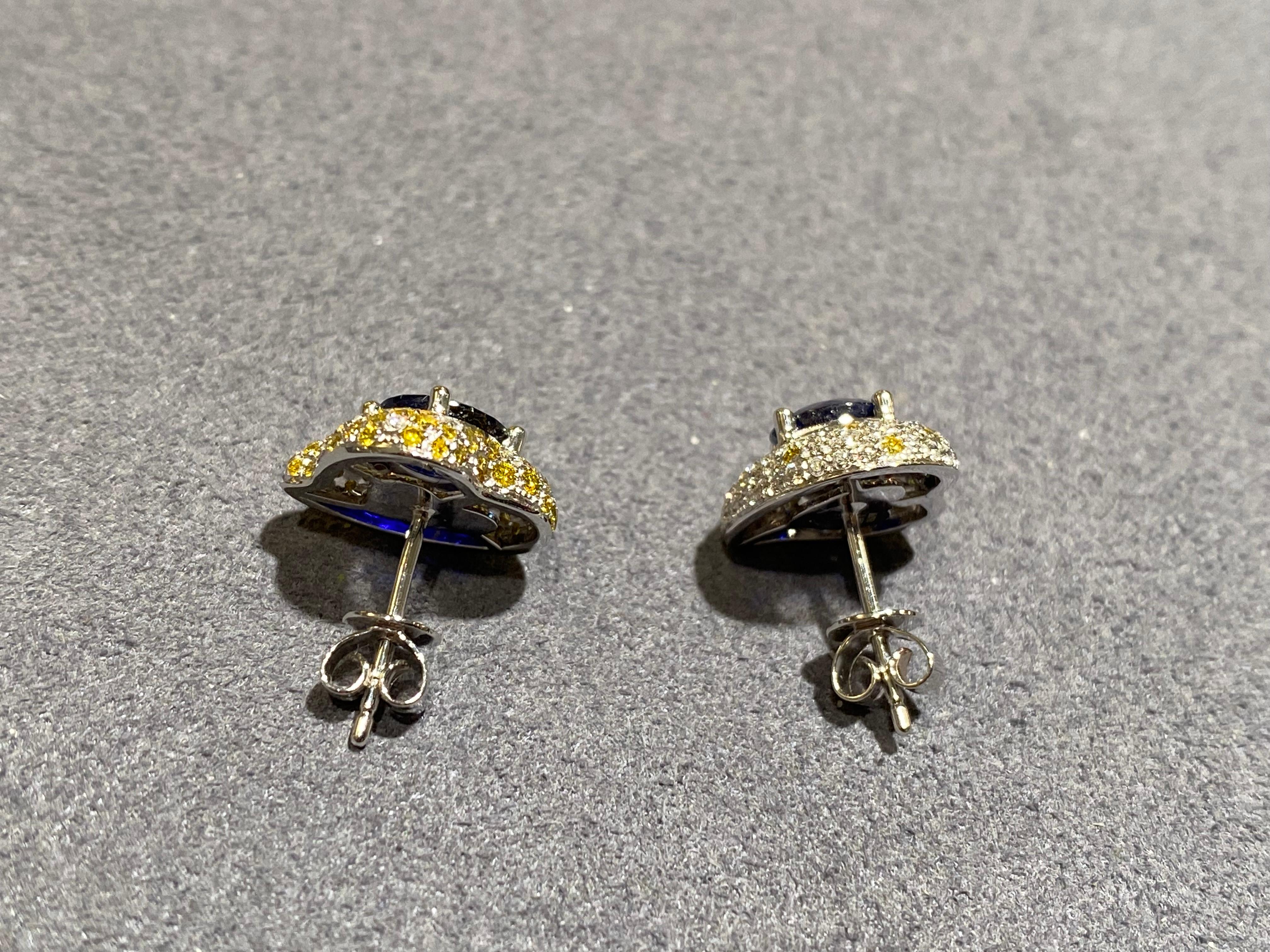 Contemporary Eostre Blue Sapphire, Yellow Diamond and Diamond Earring in 18k Gold For Sale