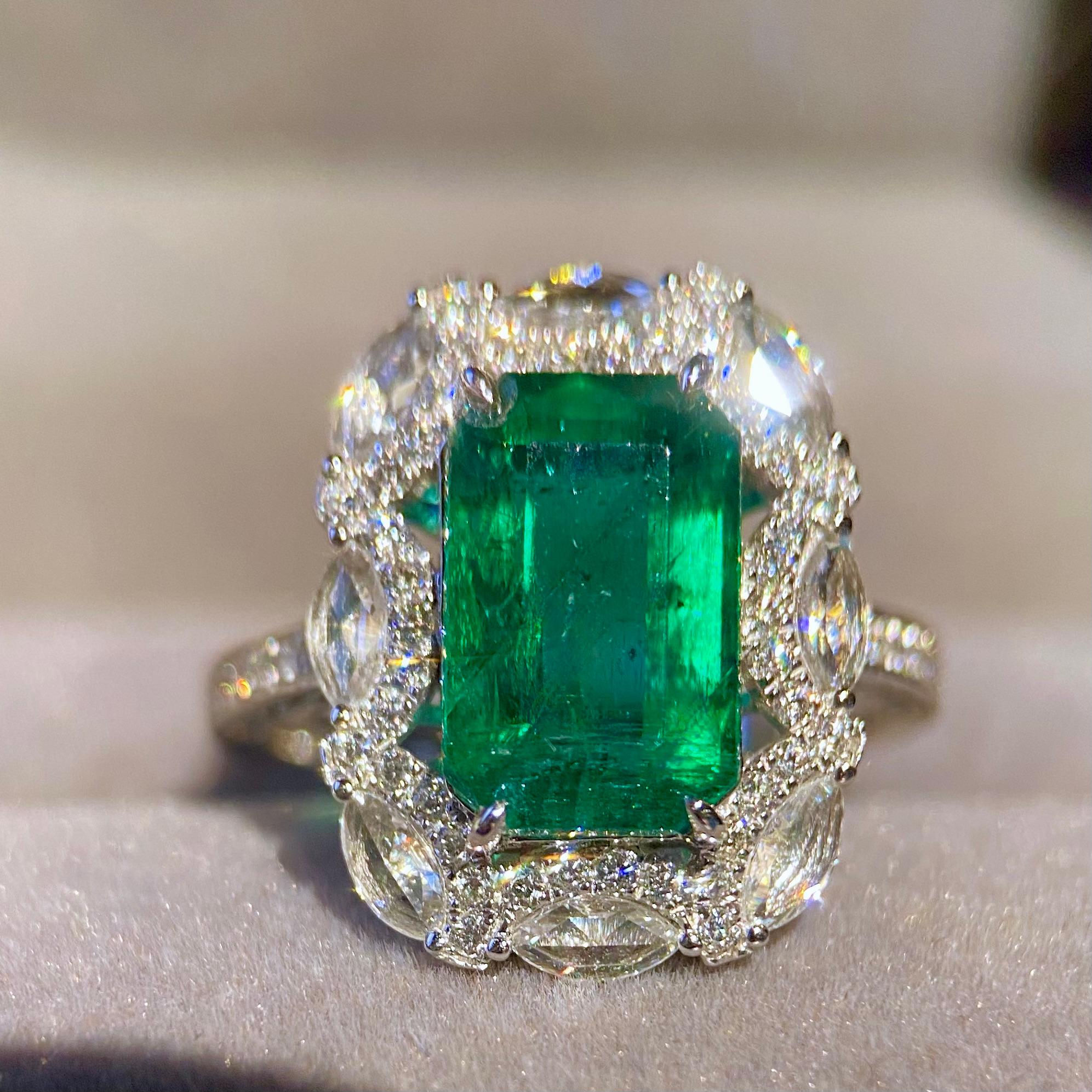 green emerald ring meaning