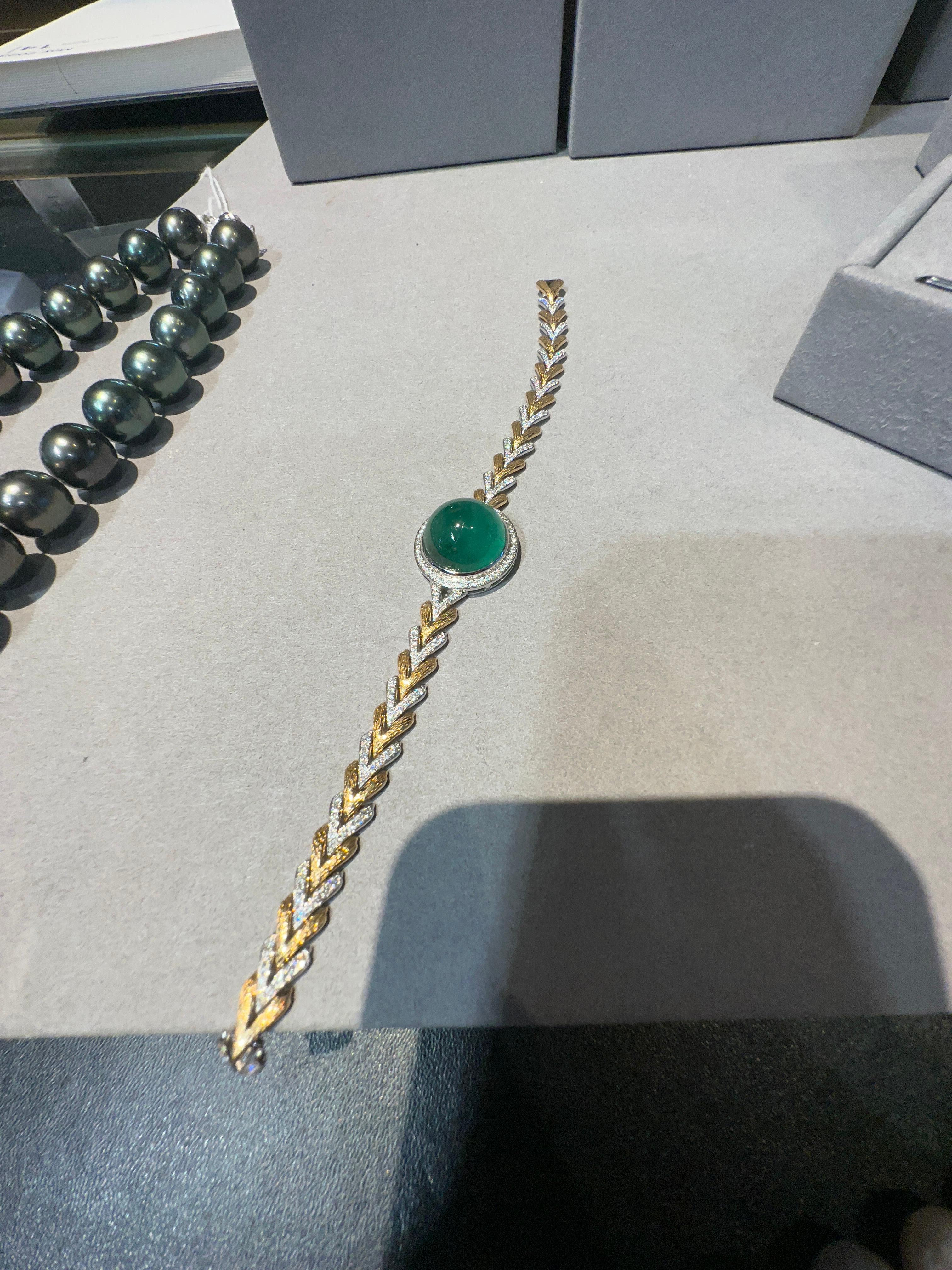 Brilliant Cut Eostre Emerald and Diamond Bi-Color Gold Bracelet For Sale