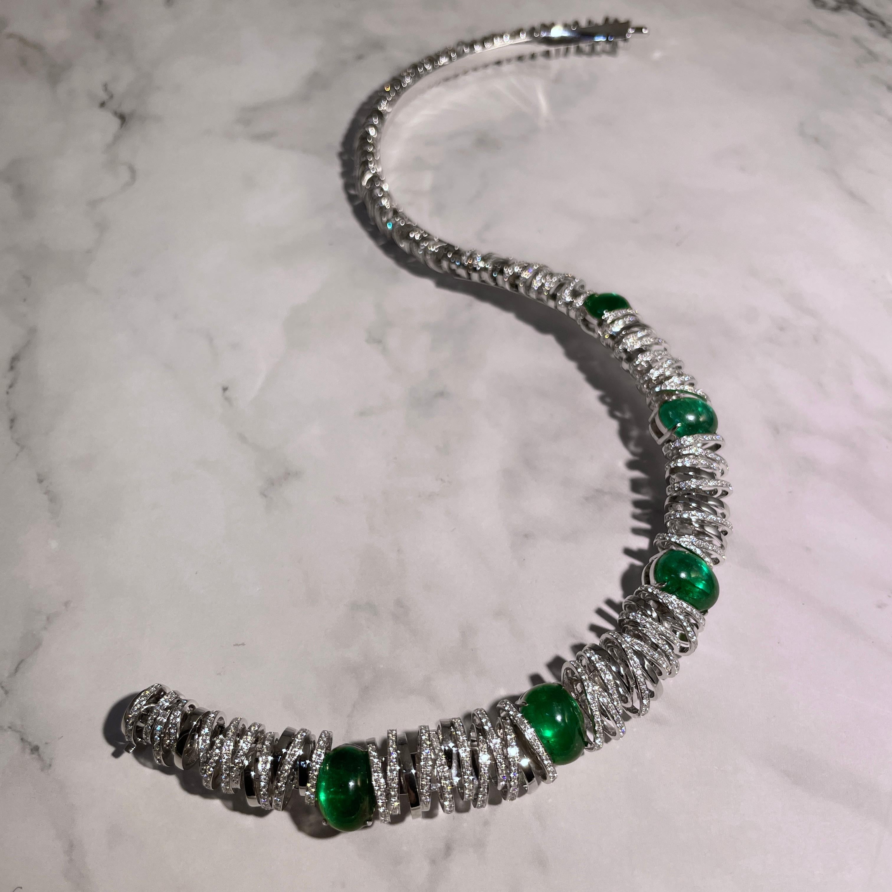 emerald collar necklace