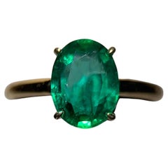 Eostre Emerald Ring in Yellow Gold
