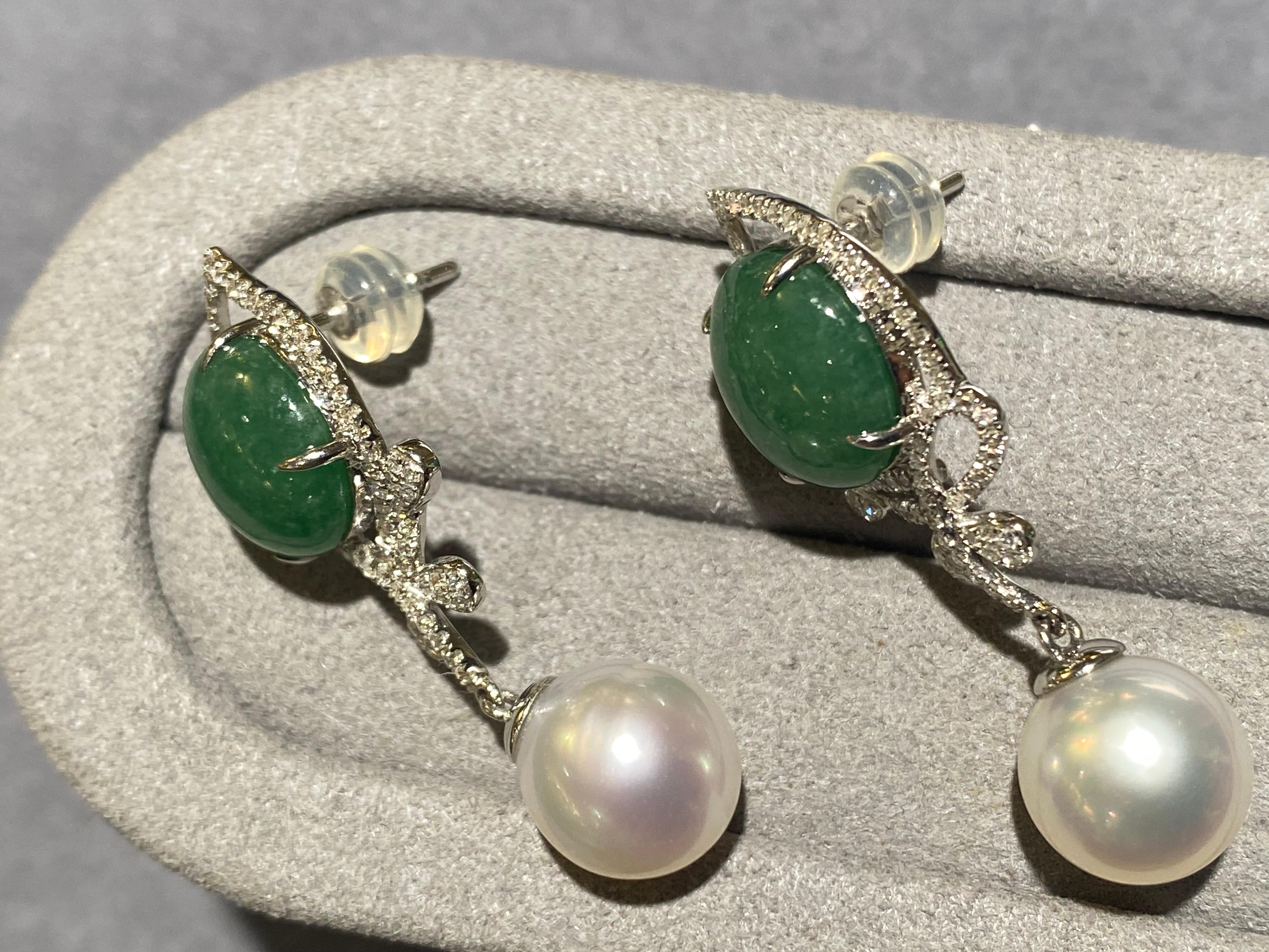 Eostre Type A Green Jadeite, South Sea Pearl and Diamond Earrings in 18k Gold In New Condition For Sale In Melbourne, AU