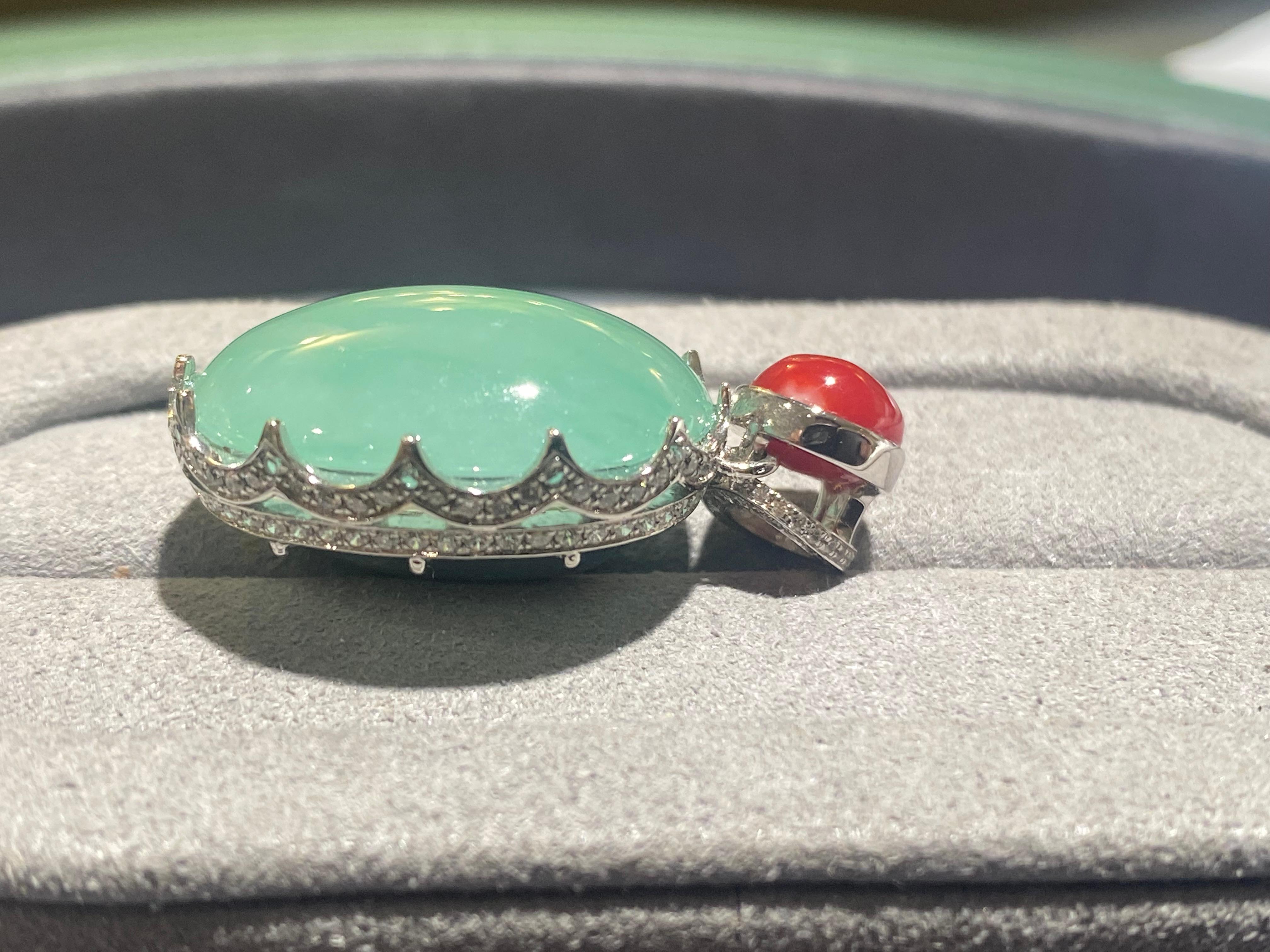 Eostre Typ A Anhnger aus 18 Karat Gold mit Jadeit, roter Koralle, massivem Opal und Diamanten im Zustand „Neu“ im Angebot in Melbourne, AU