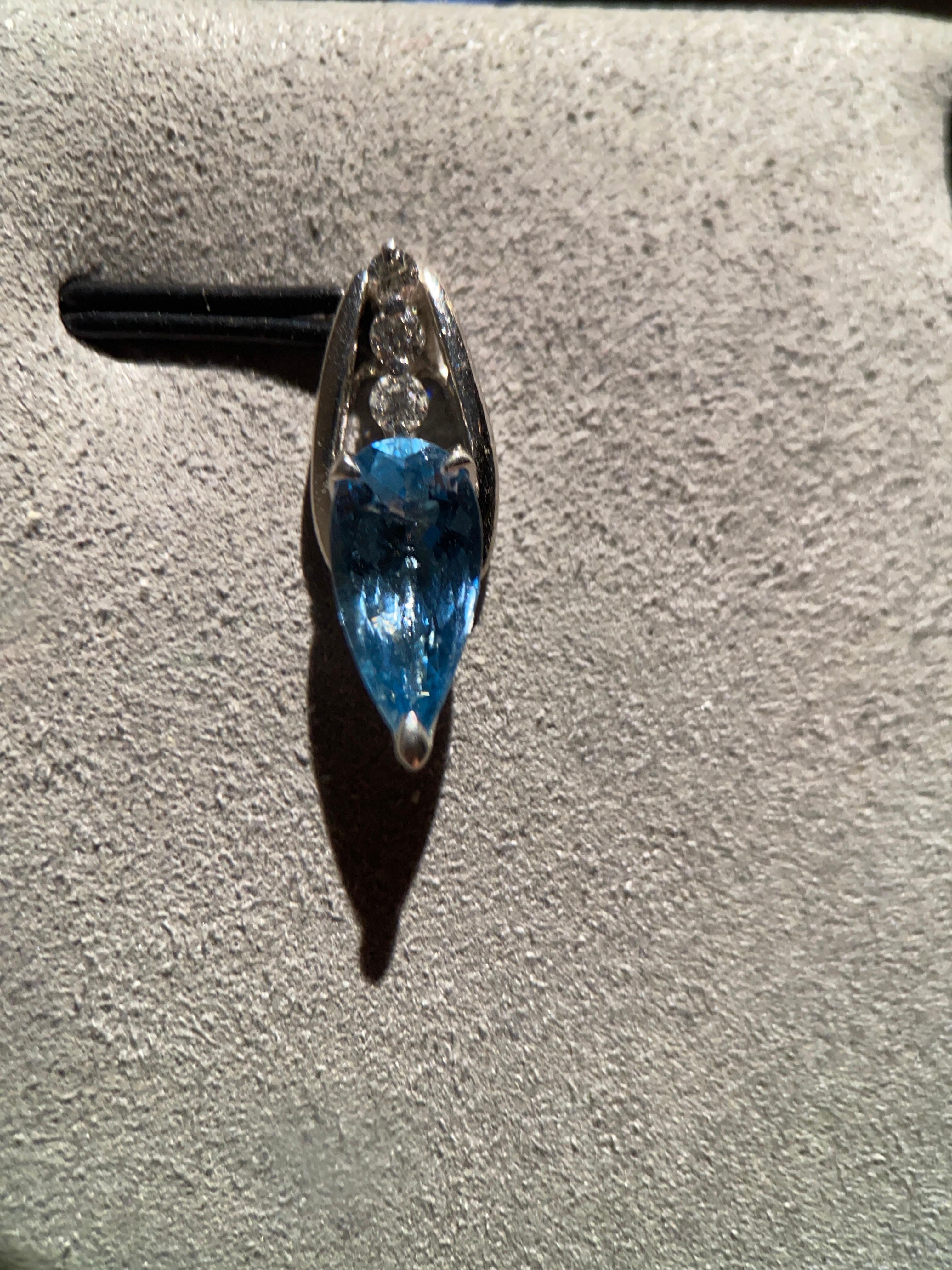 Women's or Men's Eostre Vivid Blue Aquamarine and Diamond White Gold Pendant For Sale