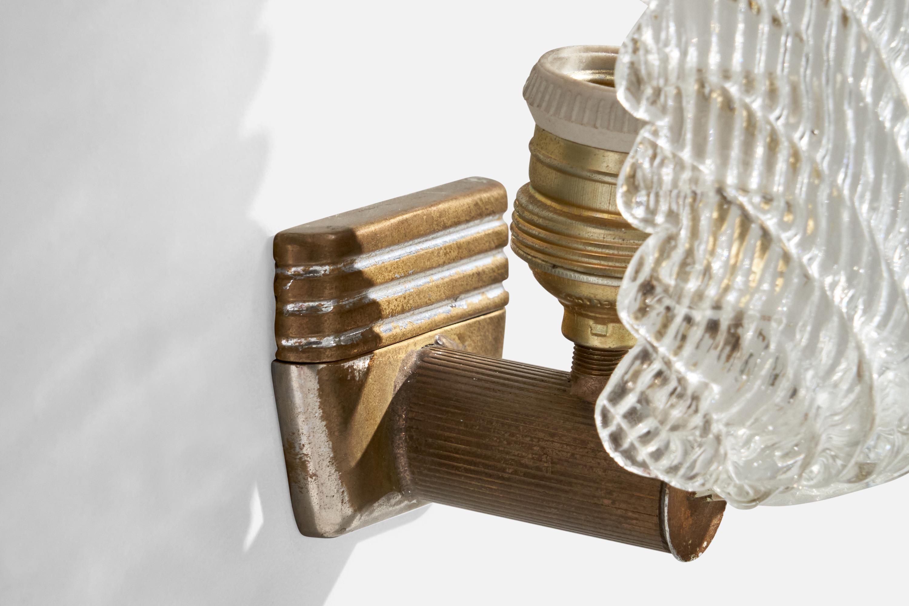 Mid-20th Century EP Milano, Wall Light, Brass, Metal, Glass, Italy, 1940s For Sale