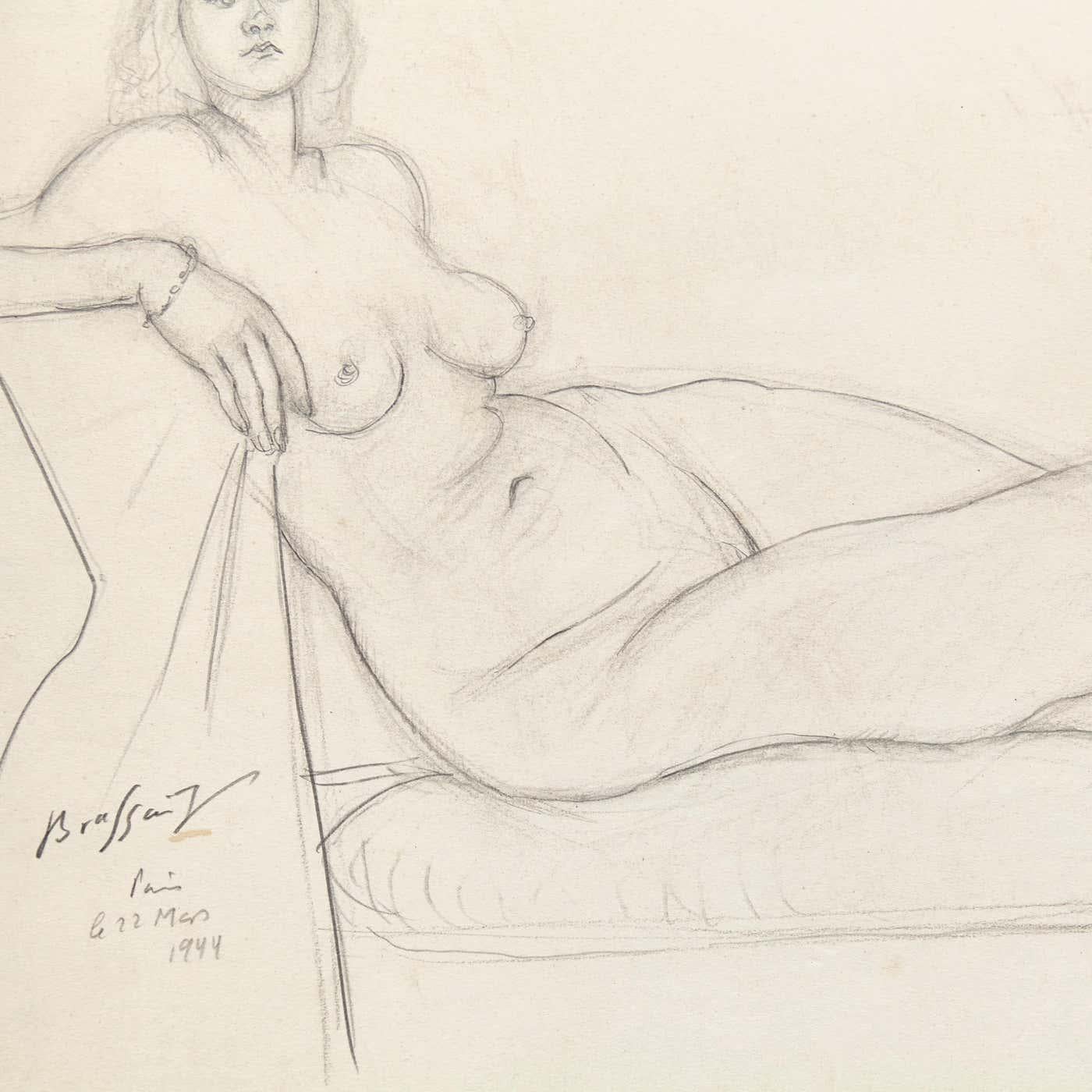 Bellezza effimera: Il raro disegno a matita del nudo di Brassaï, 1944 in vendita 3