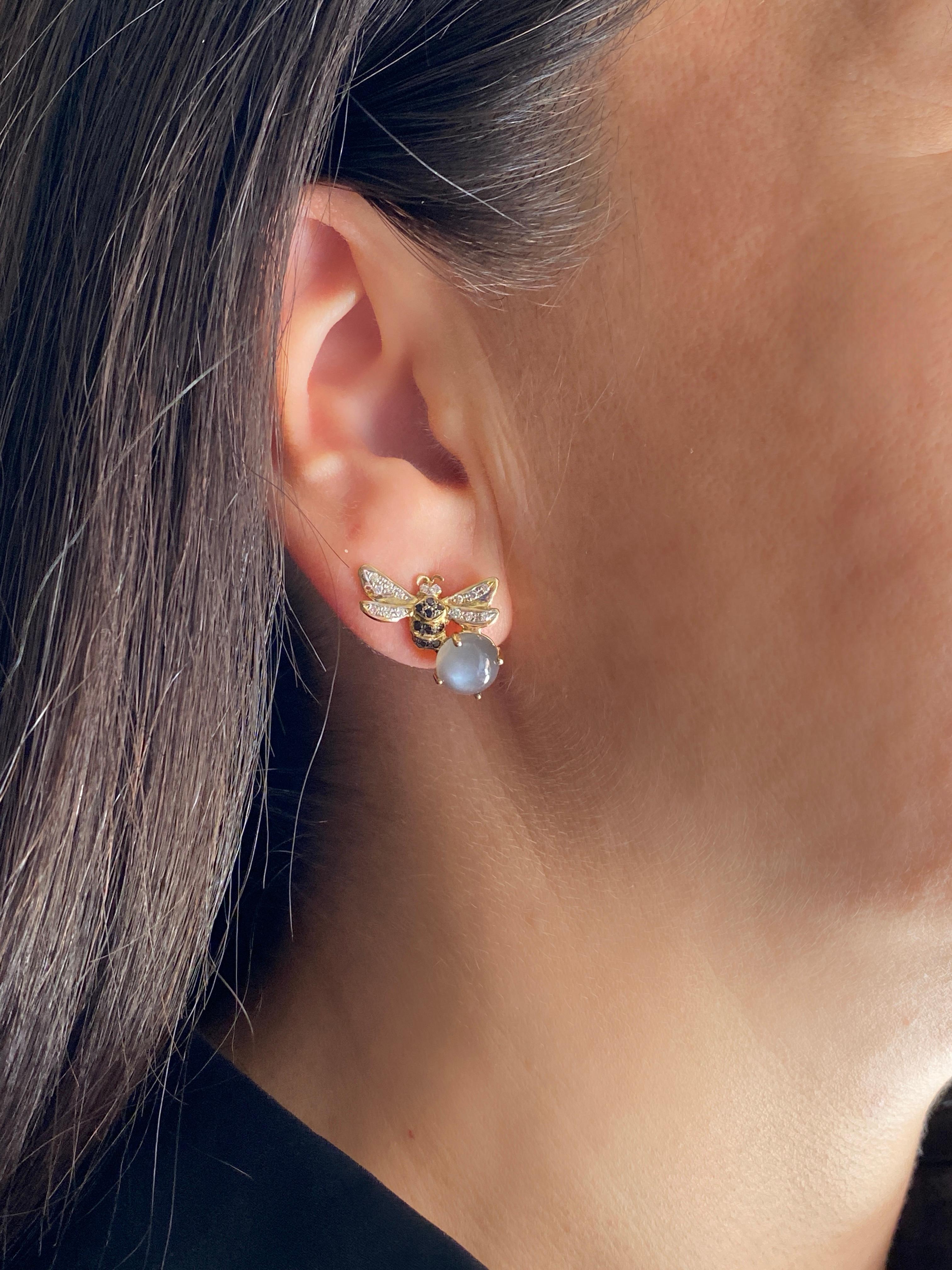 Women's or Men's Ephemery 18K Yellow Gold Labradorite White Diamonds Stud Bee Earrings For Sale