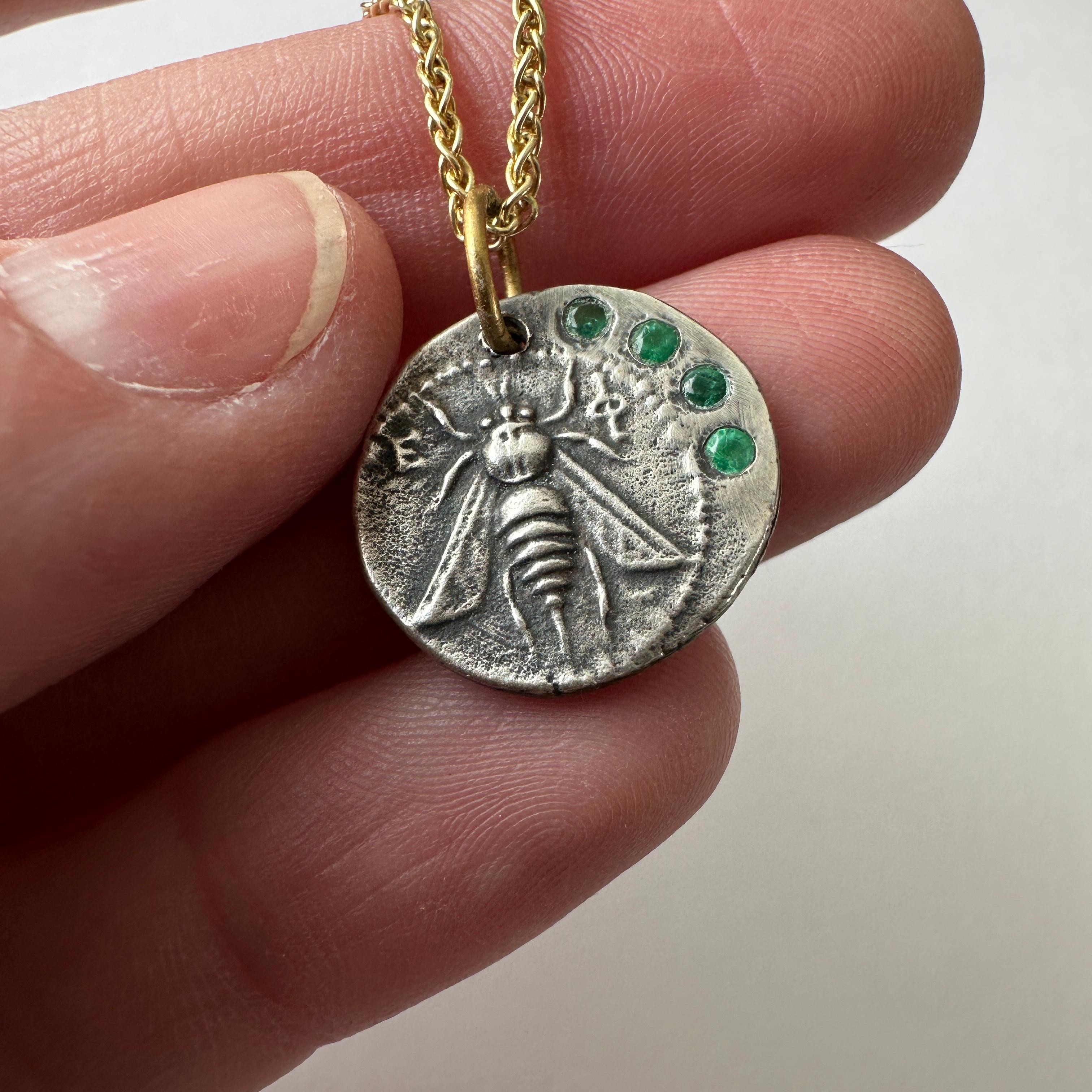 Ephesus, Queen Bee, Tetra Drachm, Ancient Charm Coin (Replica) Pendant, 24kt Gol In New Condition For Sale In Bozeman, MT