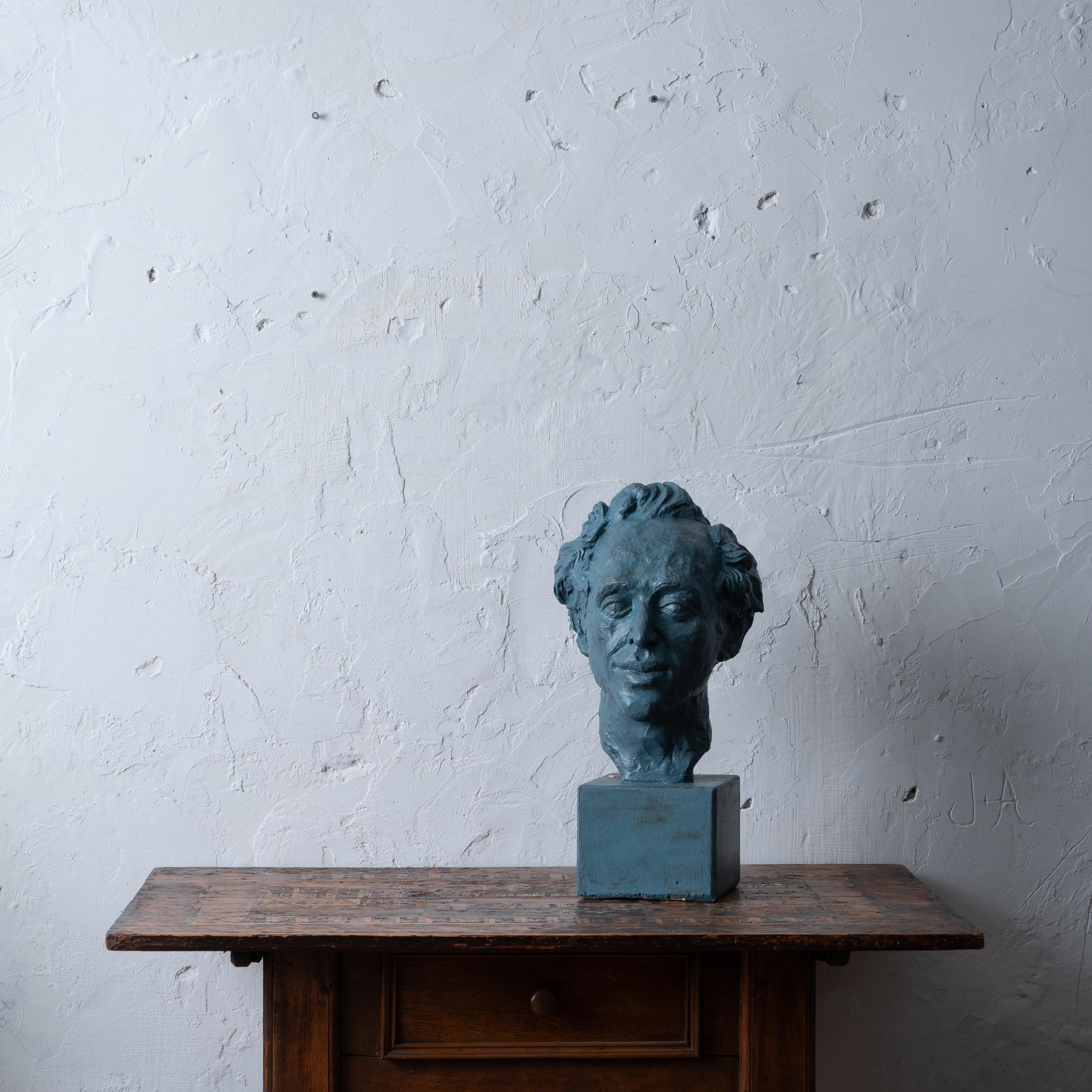 Florence Fiore
(American, 1905-1999)

A plaster bust of Ephraim Doner by Florence Fiore, circa 1930s.

Ephraim Doner was a prominent figure and artist of the Big Sur and Carmel milieu in the mid 20th century. He was a friend to Henry Miller who