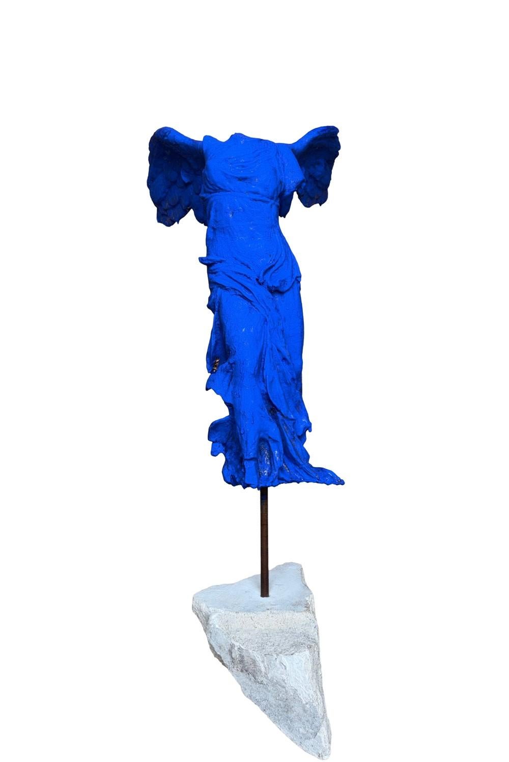 Resin sculpture with 24 carat Giusto Manetti Italian gold leaf beneath distressed Adam Paris IKB acrylic, galvanized support Cotswold stone pedestal.

30 x 12 x 10 cm (11.8 x 4.7 x 3.9 in)

Edition of 14

Hand-engraved with artists signature,