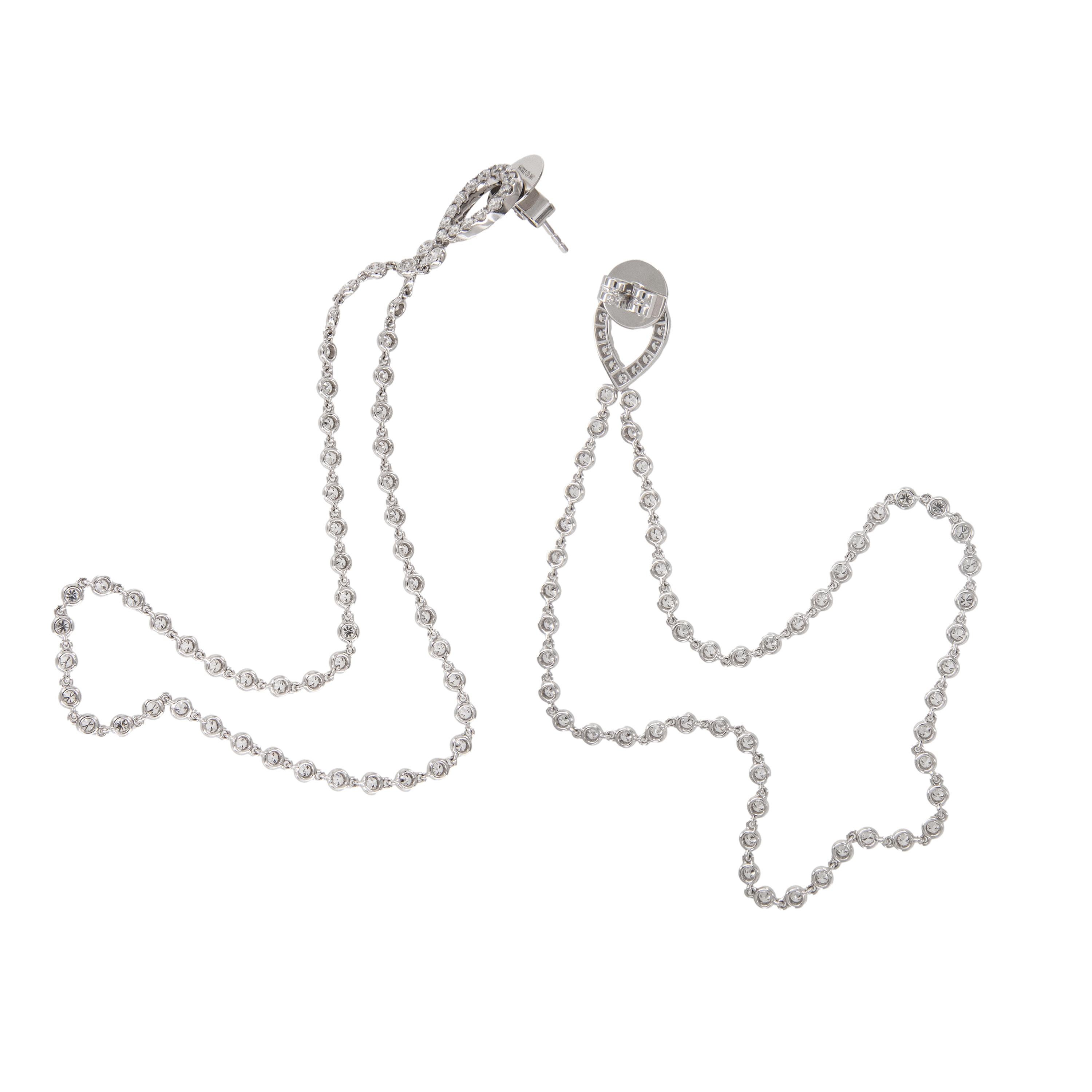 Taglio rotondo Epico! Oro bianco 18 carati 2,89 Cttw. Orecchini a pendente con diamante in vendita