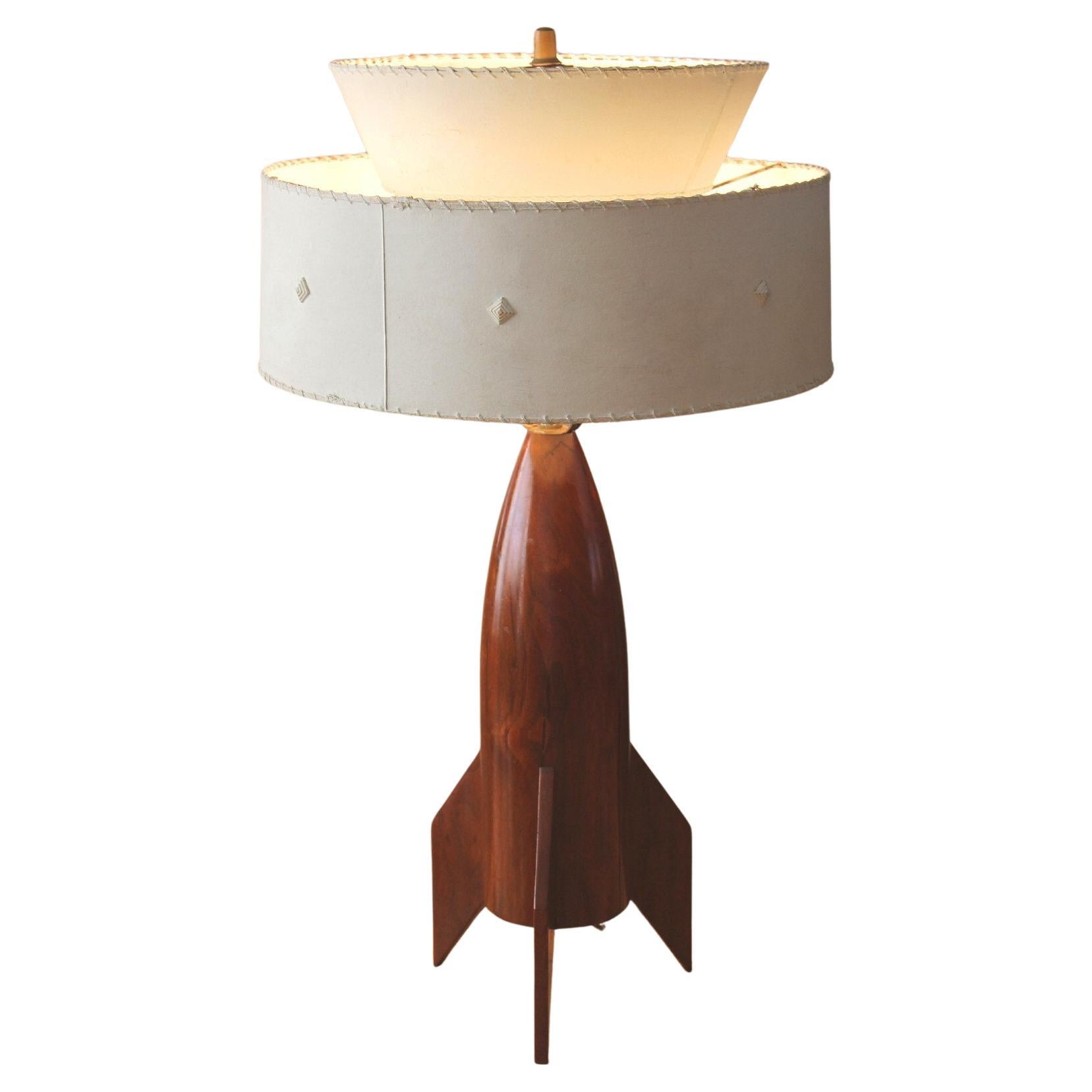 Epica lampada da tavolo Rocket del Mid Century Modern! Icone dell'era Sputnik in mogano e fibra di vetro! in vendita