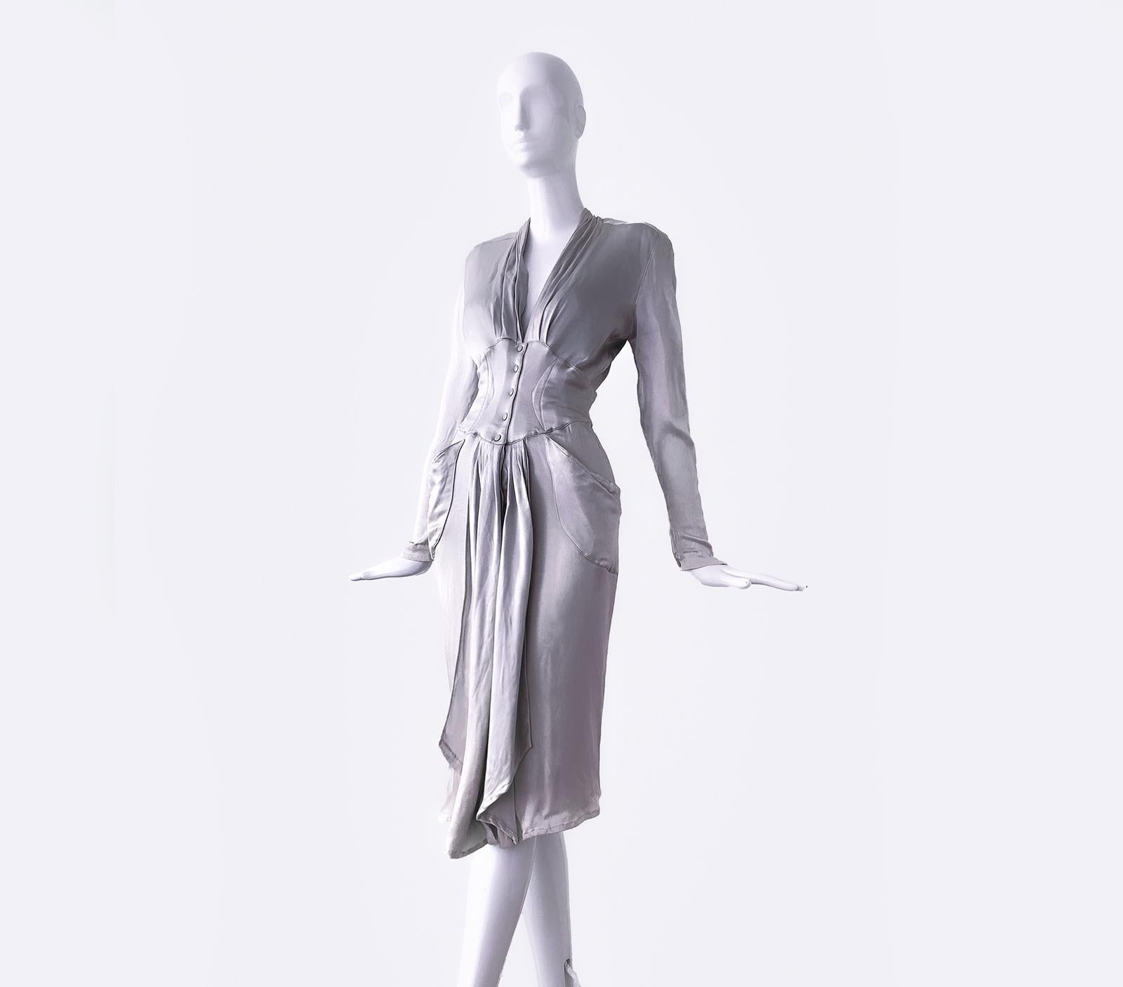 Epic Thierry Mugler FW1986 Silver Metallic Liquid Silky Goddess Dress Rare  In Good Condition For Sale In Berlin, BE