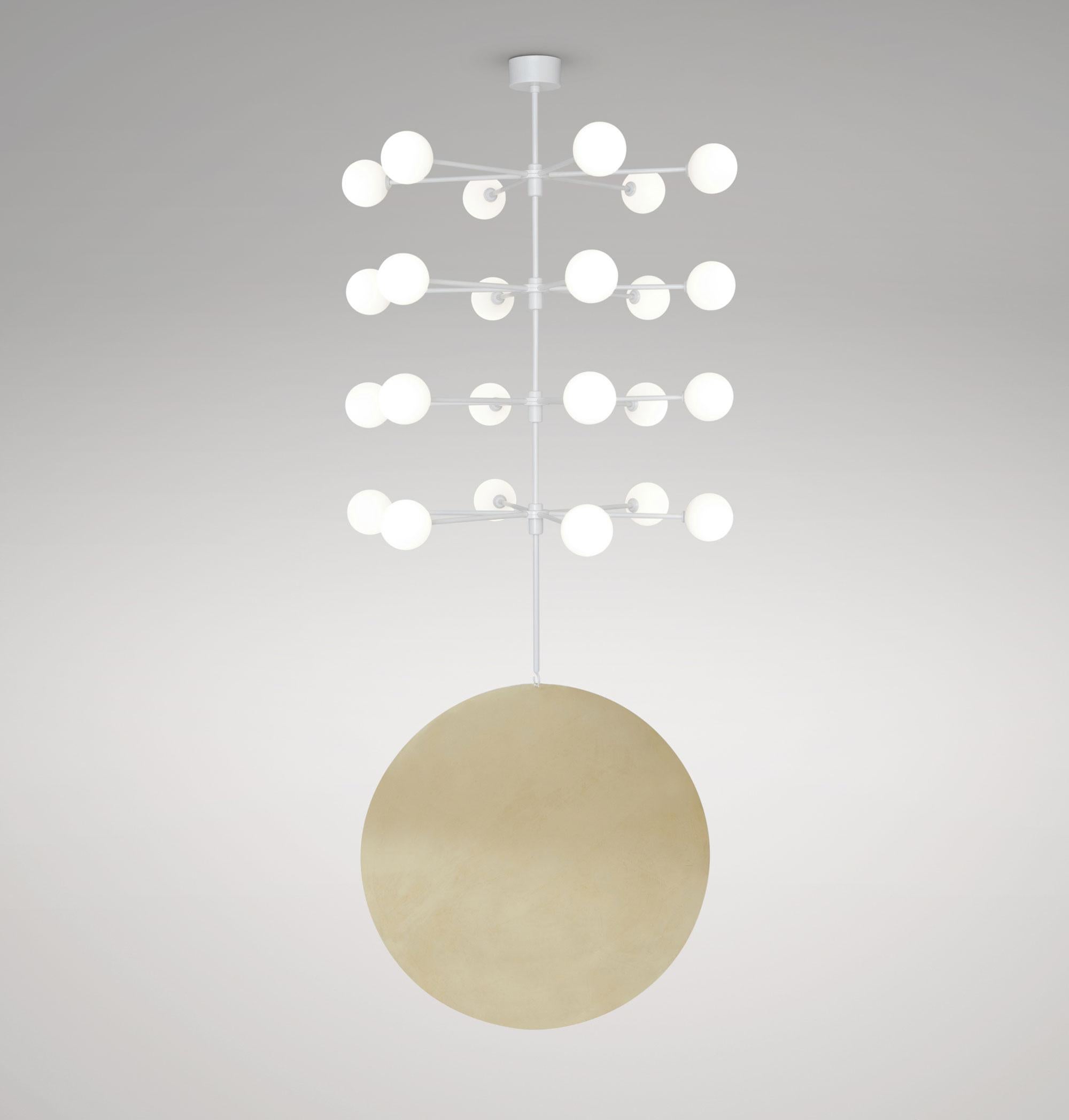 Lampada a sospensione Epic Three a 4 file di Atelier Ati
Dimensioni: P 68 x L 68 x H 190 cm.
Materiali: Metallo verniciato a polvere, ottone spazzolato, vetro bianco.

Disponibile nelle versioni nera, bianca o in ottone.

Tutte le nostre lampade