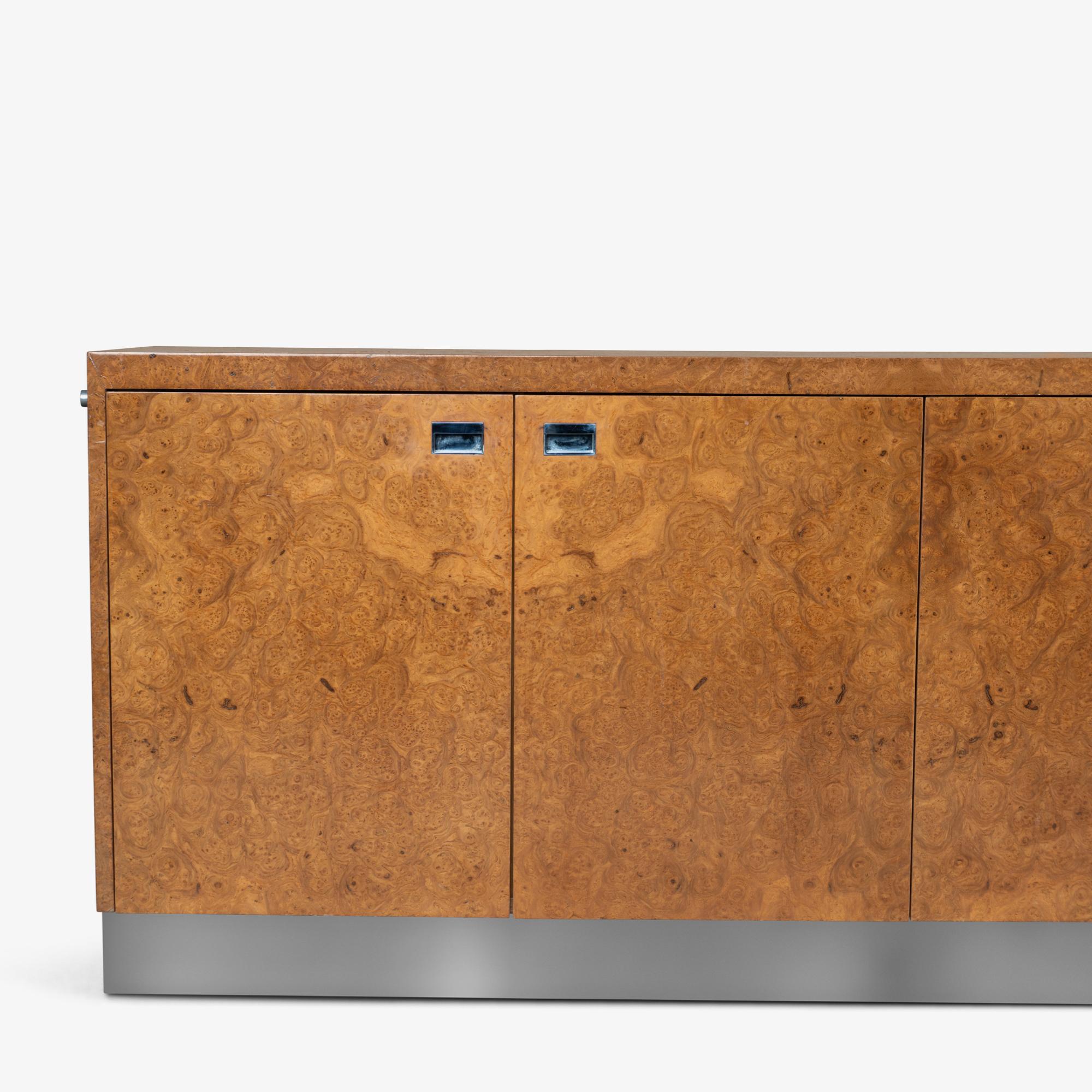 Credenza Eppinger lunga 12' in legno di radica e cromo in vendita 3