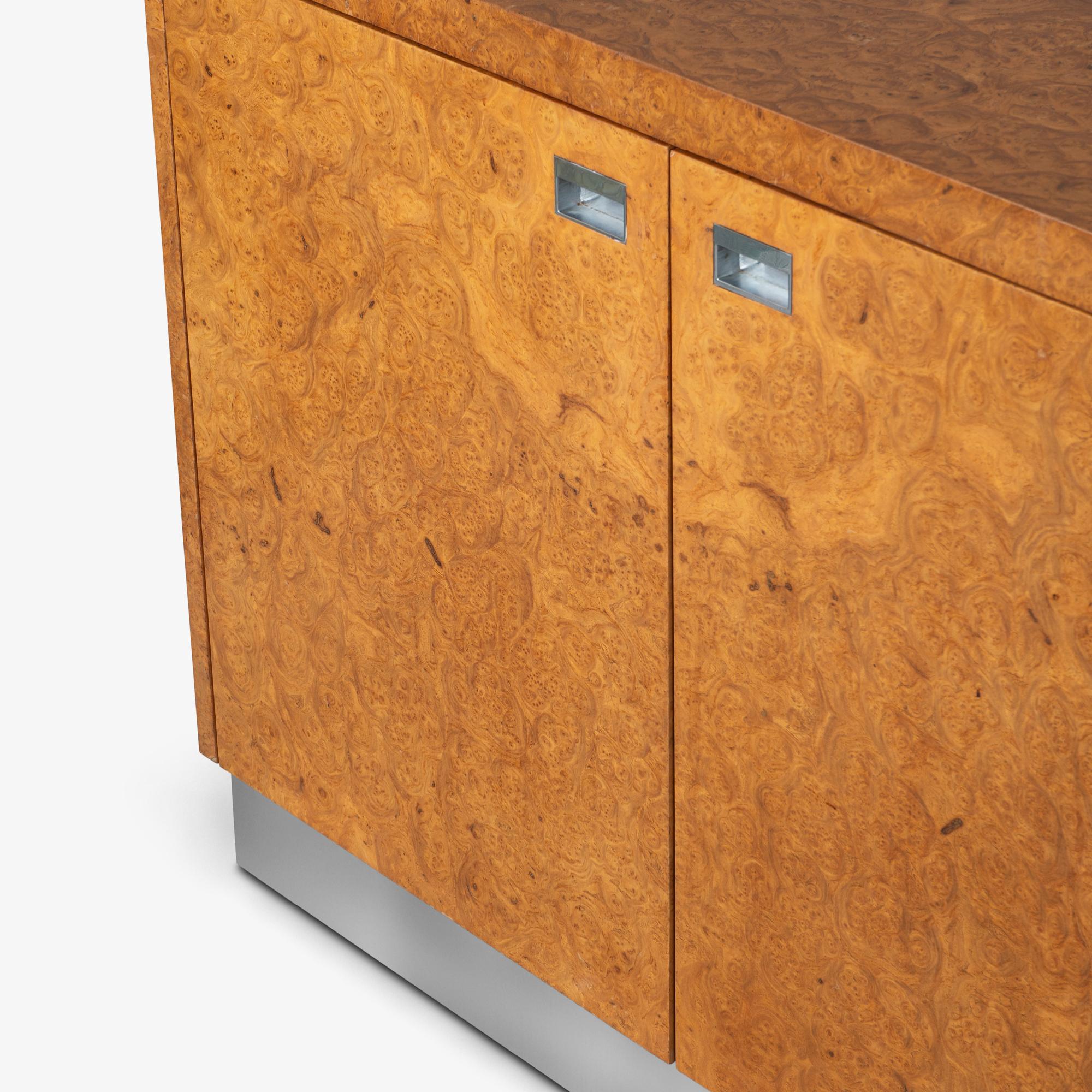 Credenza Eppinger lunga 12' in legno di radica e cromo in vendita 5