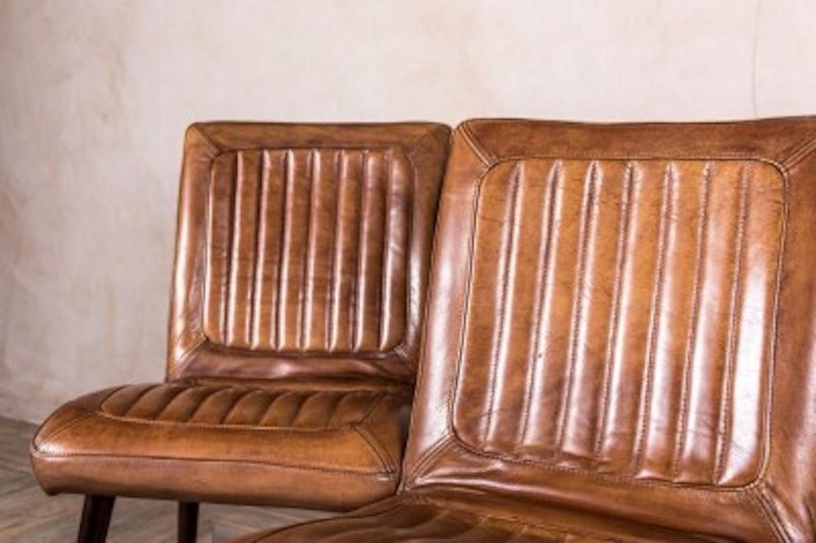 Epsom Vintage Style Leather Chair Range, 20th Century In Excellent Condition For Sale In London, GB