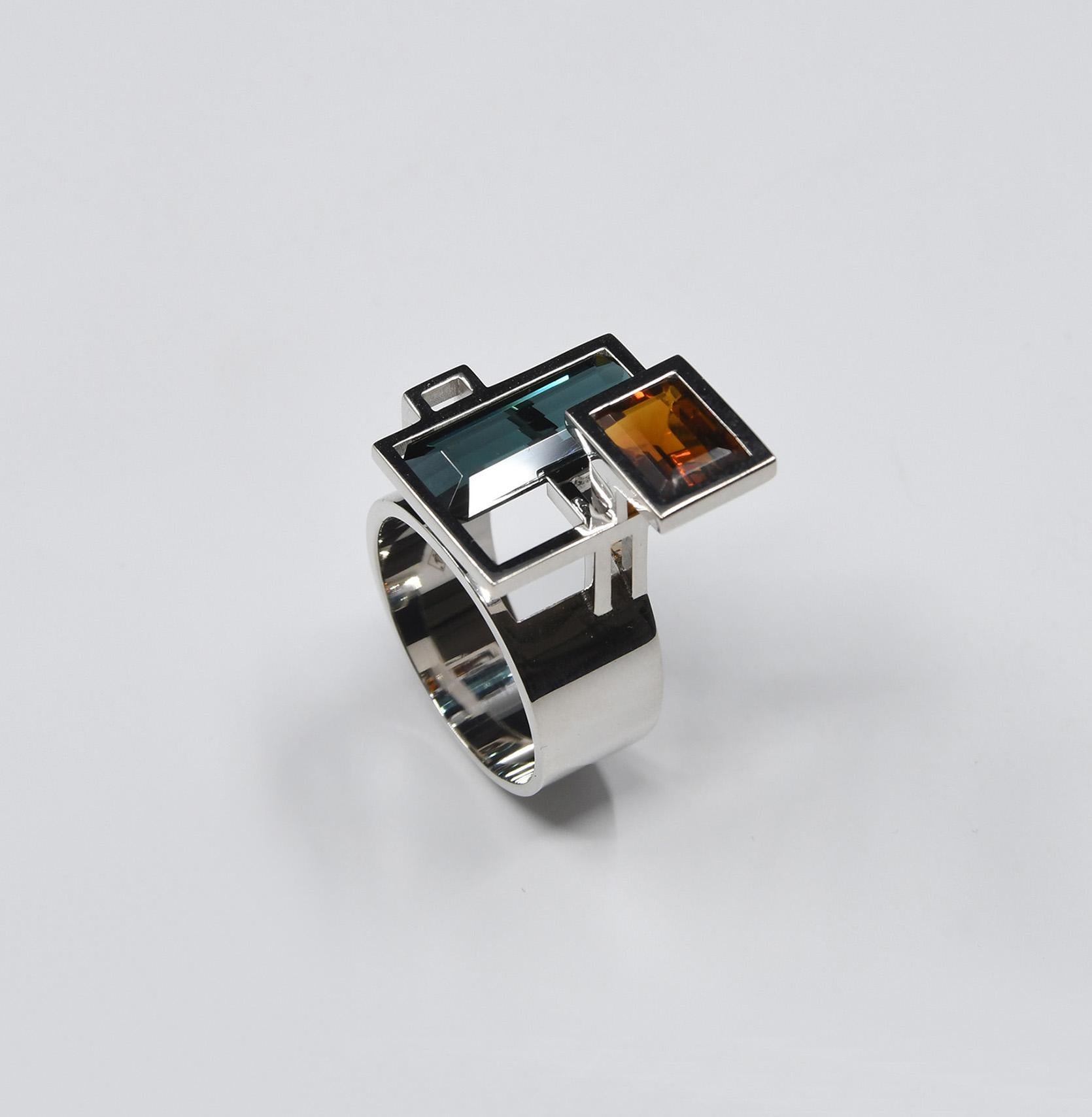 Women's or Men's Equation Ring with 1.72 ct Spessartite Garnet, 3.66 ct Indicolite Tourmaline For Sale