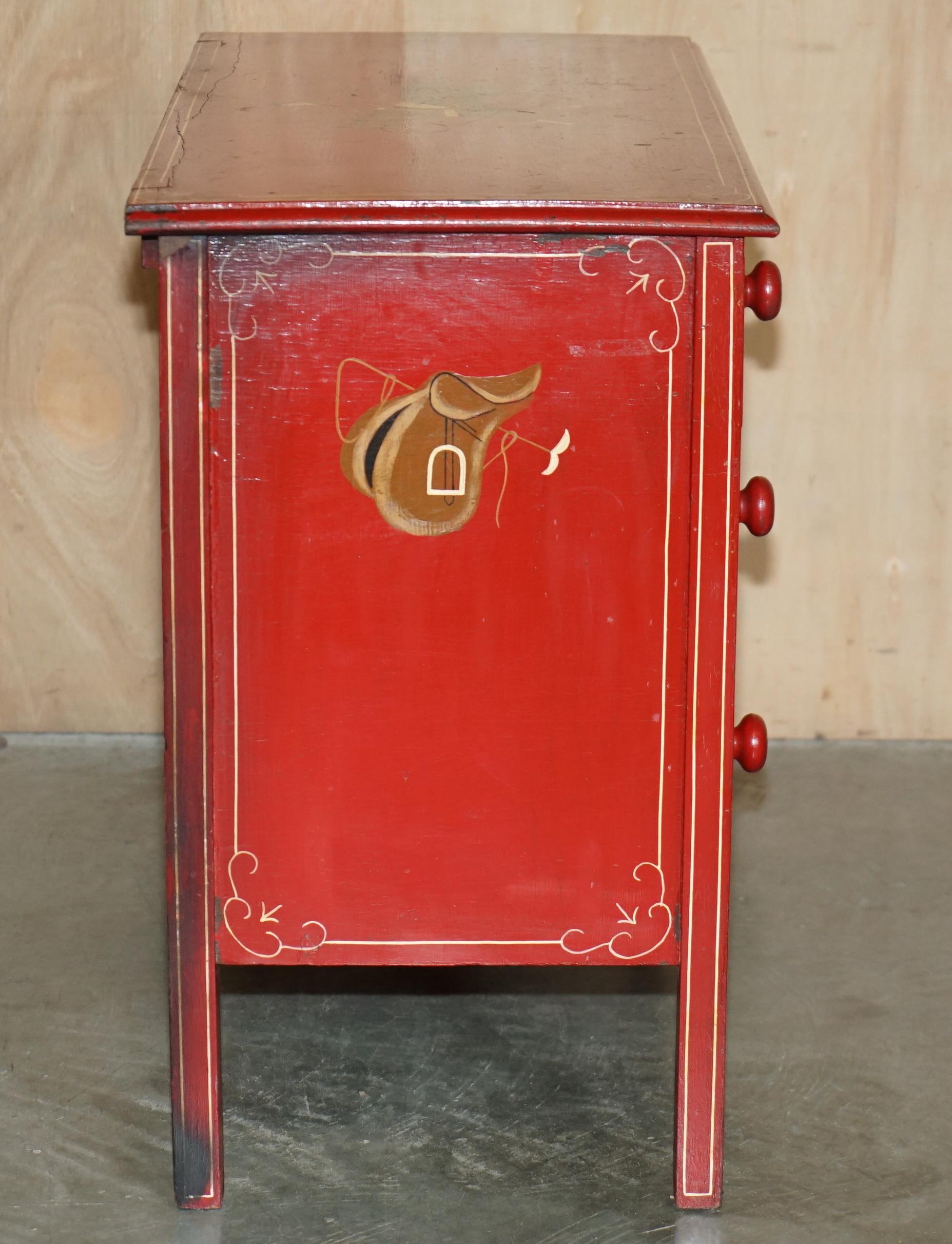 Pine EQUESTRIAN ANTIQUE VICTORIAN PINE HAND PAINTED HORSE & JOCKEY CHEST OF DRAWERs For Sale