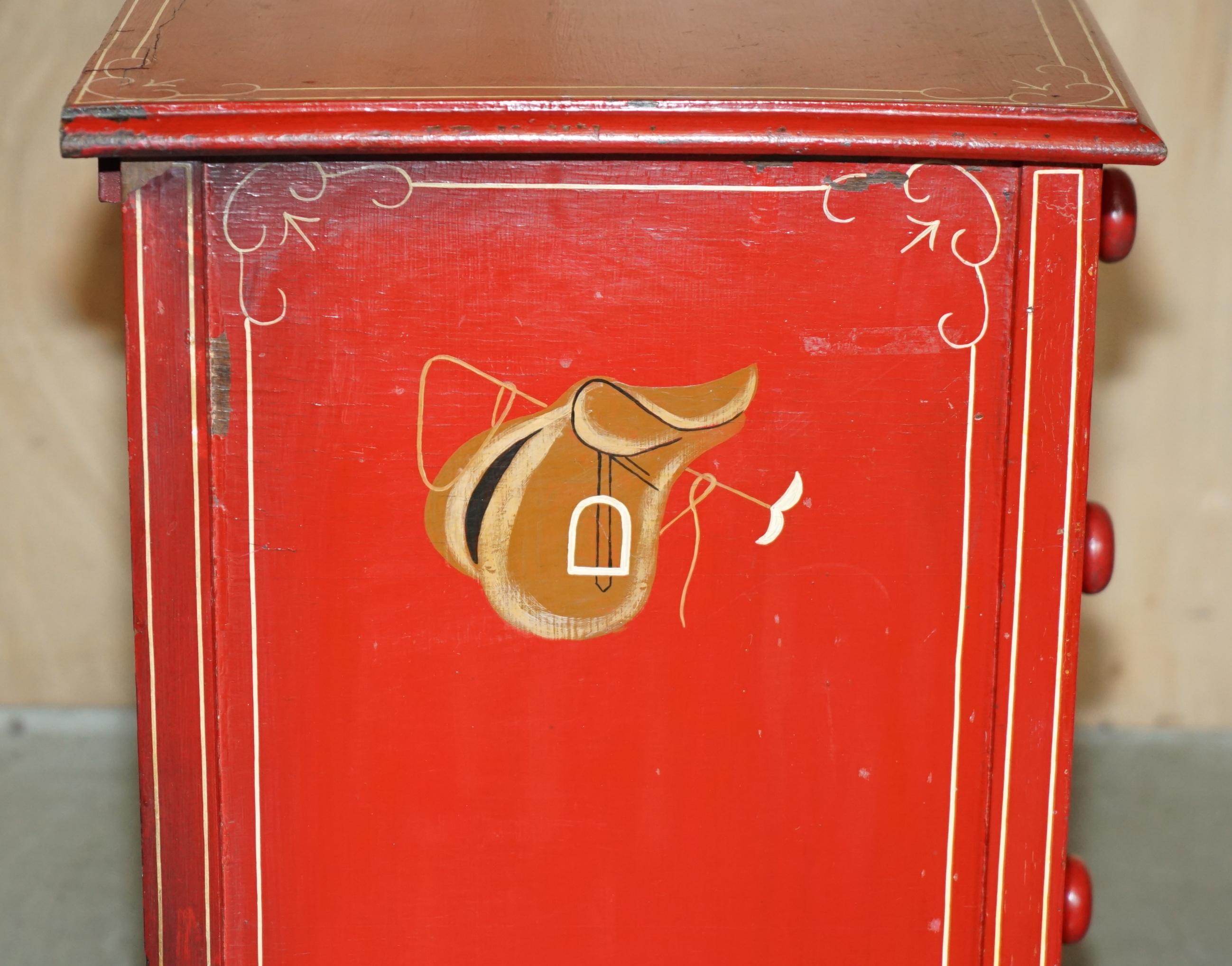 EQUESTRIAN ANTIQUE VICTORIAN PINE HAND PAINTED HORSE & JOCKEY CHEST OF DRAWERs For Sale 1