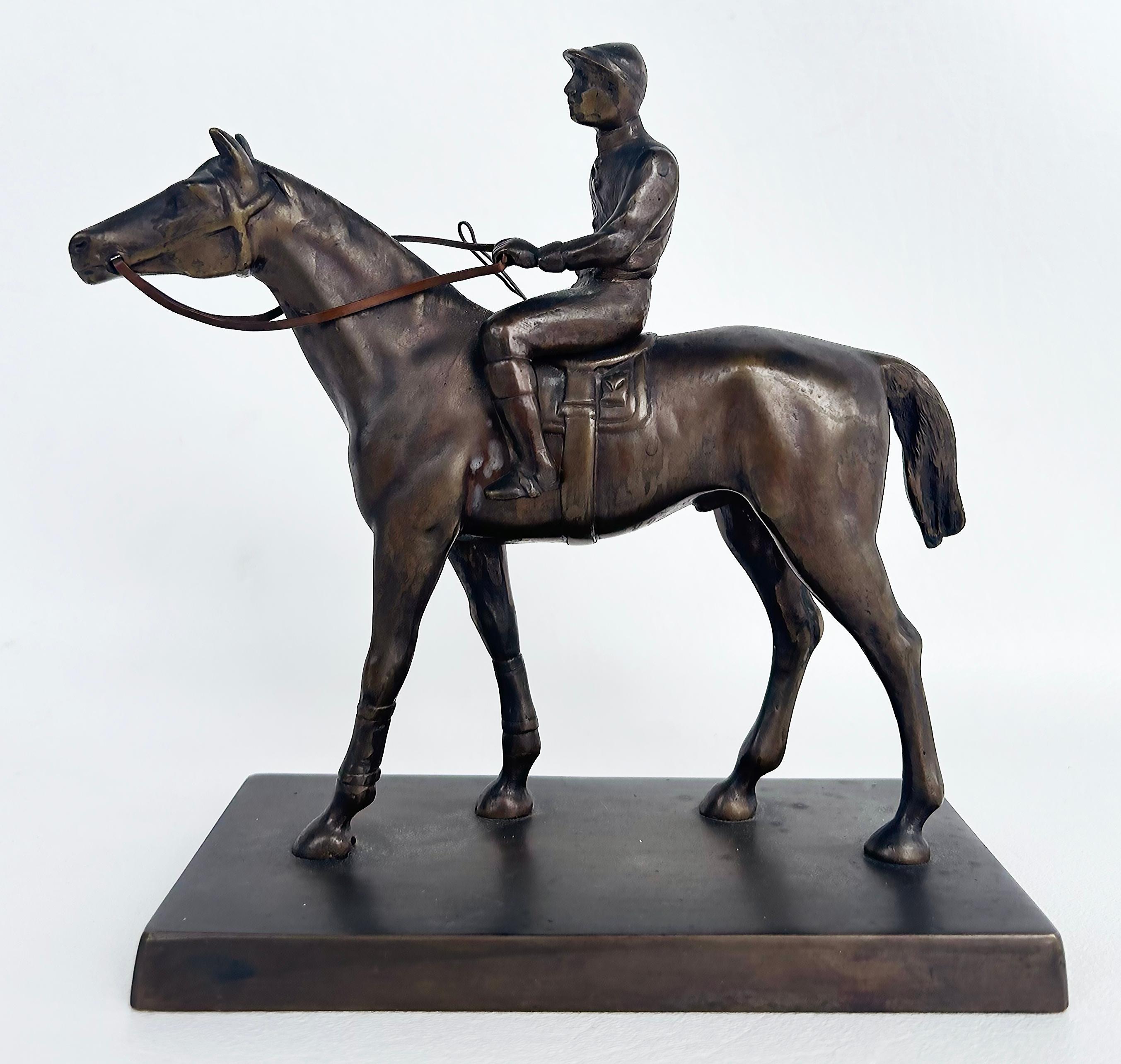 Statue de cheval de course et de Jockey en bronze équestre en vente 1