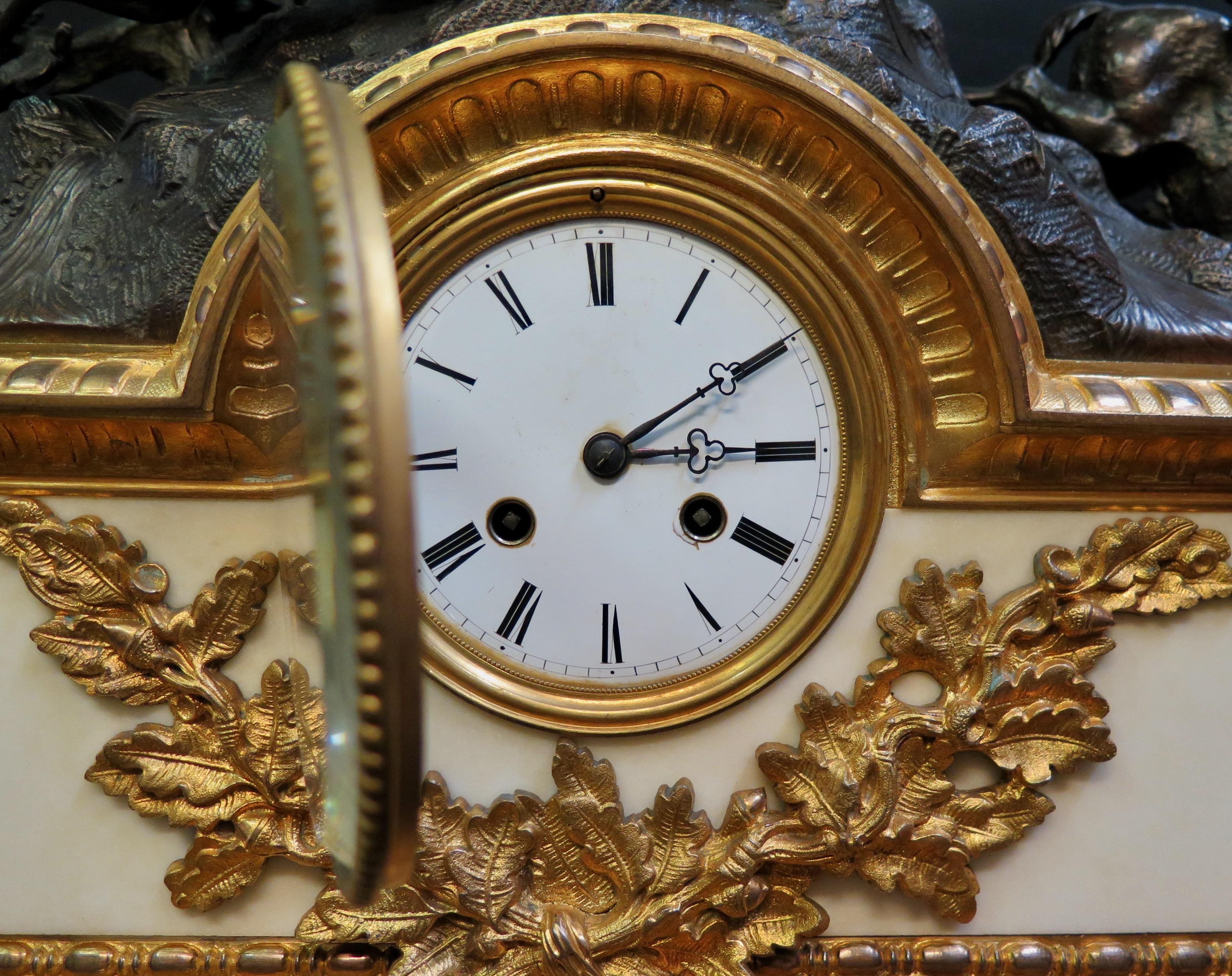 Equestrian Bronze & Marble Mantle Clock In Good Condition For Sale In Bronx, NY