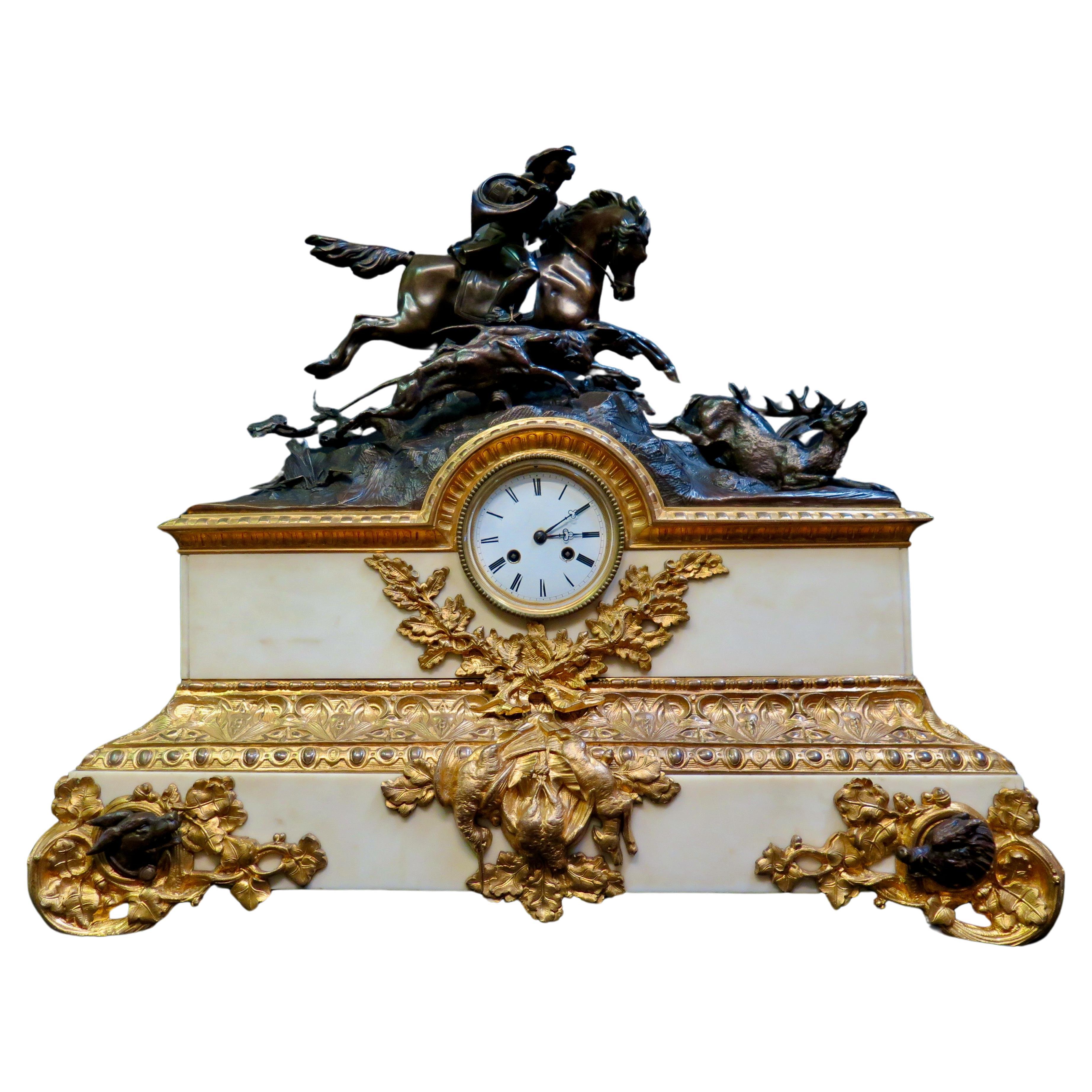 Horloge de cheminée équestre en bronze et marbre