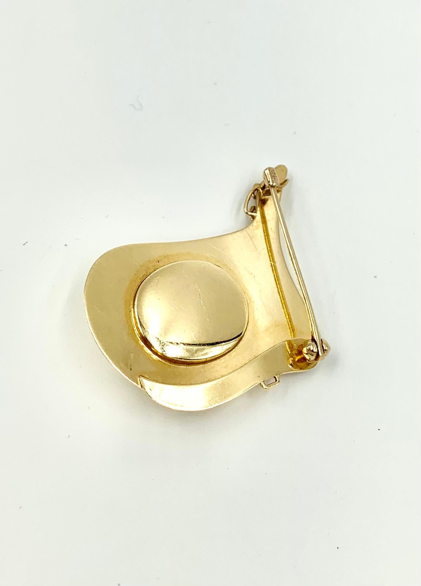 Equestrian Essex Crystal Reverse Intaglio Antique 14K Gold Brooch Pendant For Sale 3
