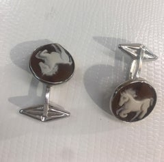 Manschettenknöpfe mit Pferdesportpferd und Kamee aus Sterlingsilber in Erbstückqualität