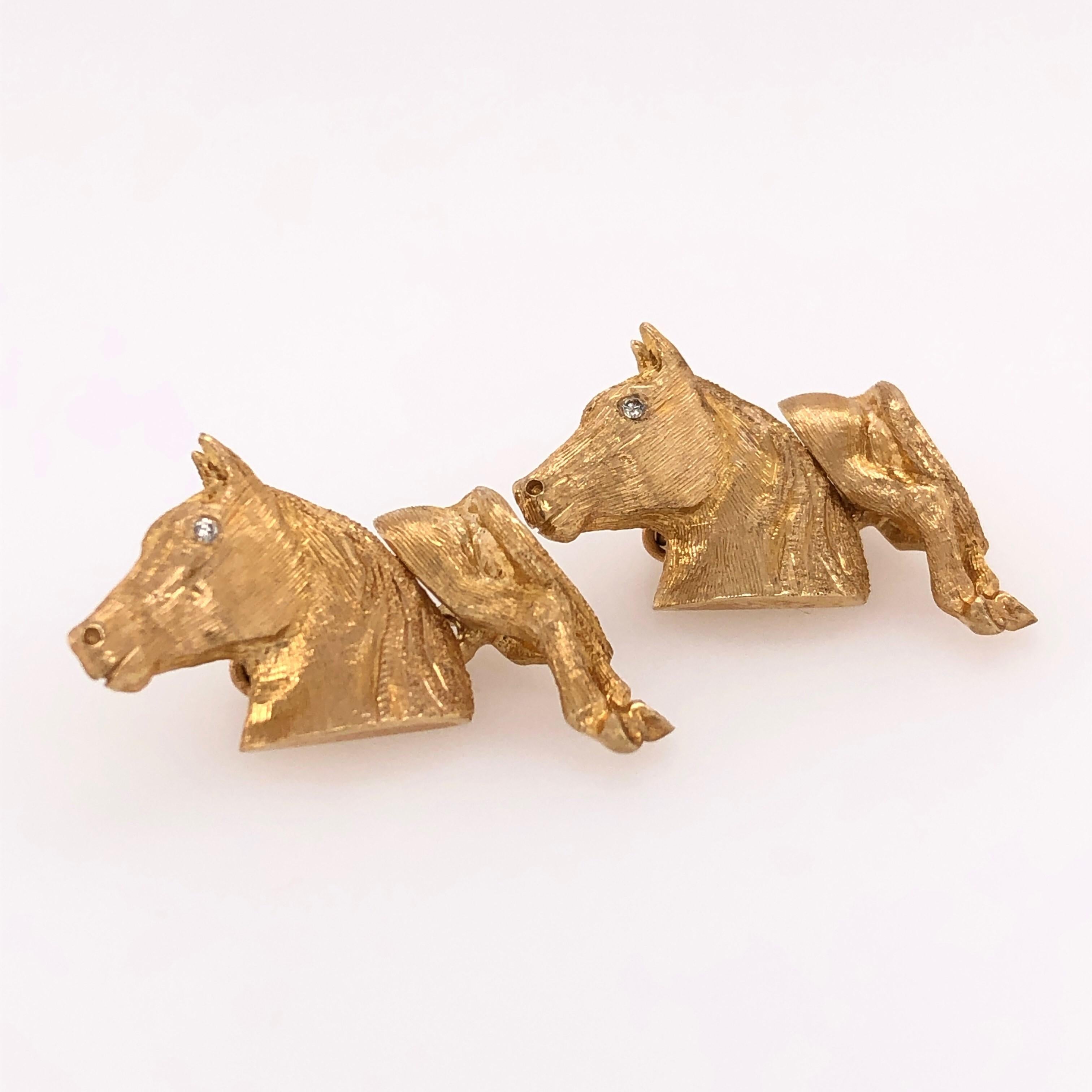 Equestrian Style 14 Karat Yellow Gold Cuff Links In Excellent Condition In Mount Kisco, NY