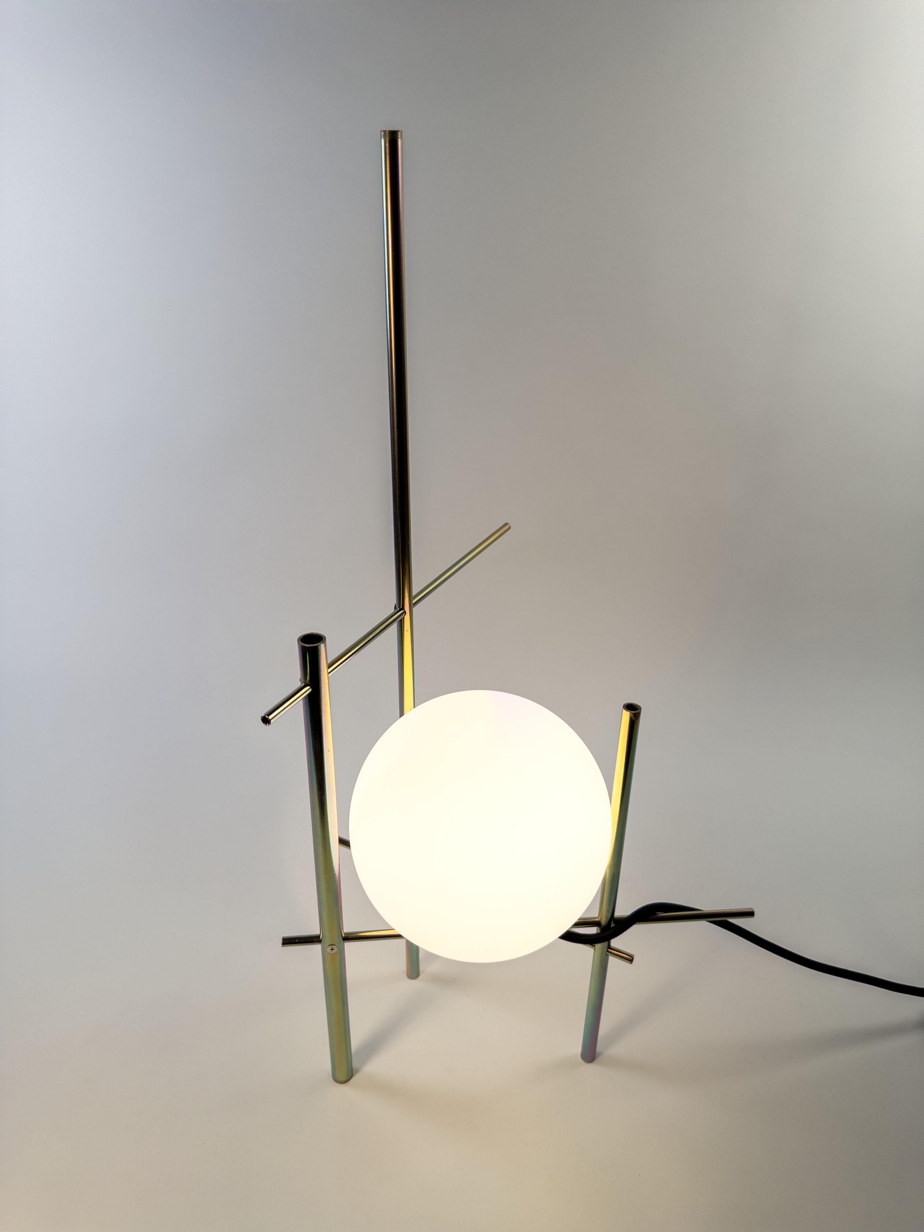 Postmoderne Lampe à poser Equilibri par Andreu Carulla Studio en vente