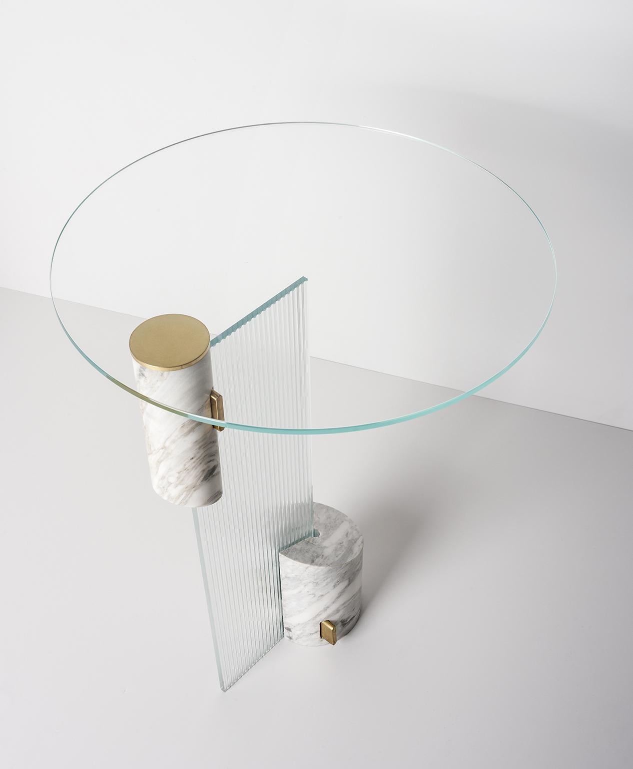Italian side low sculptural table contemporary in marble and striped glass  For Sale