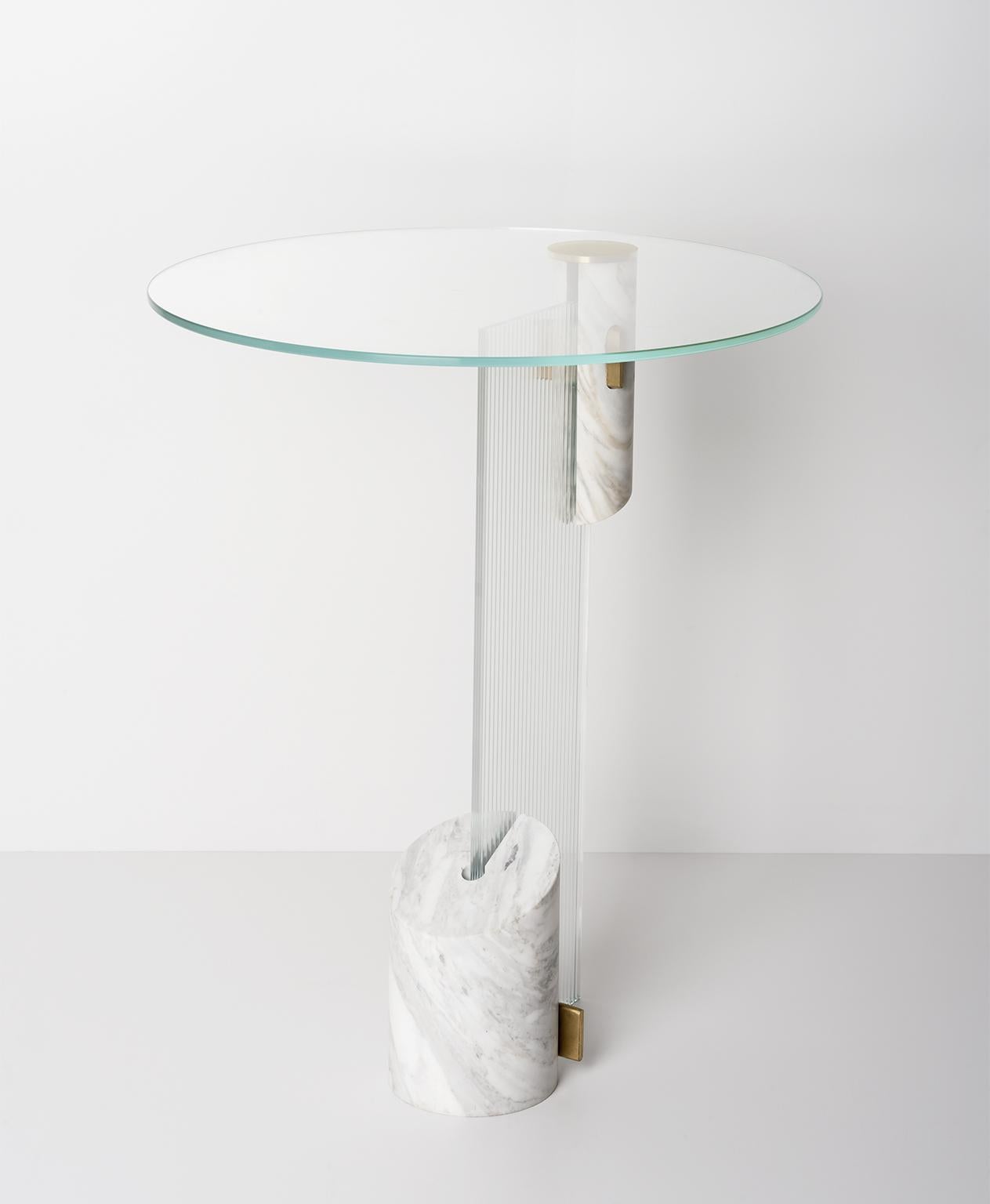 Contemporary side low sculptural table contemporary in marble and striped glass  For Sale